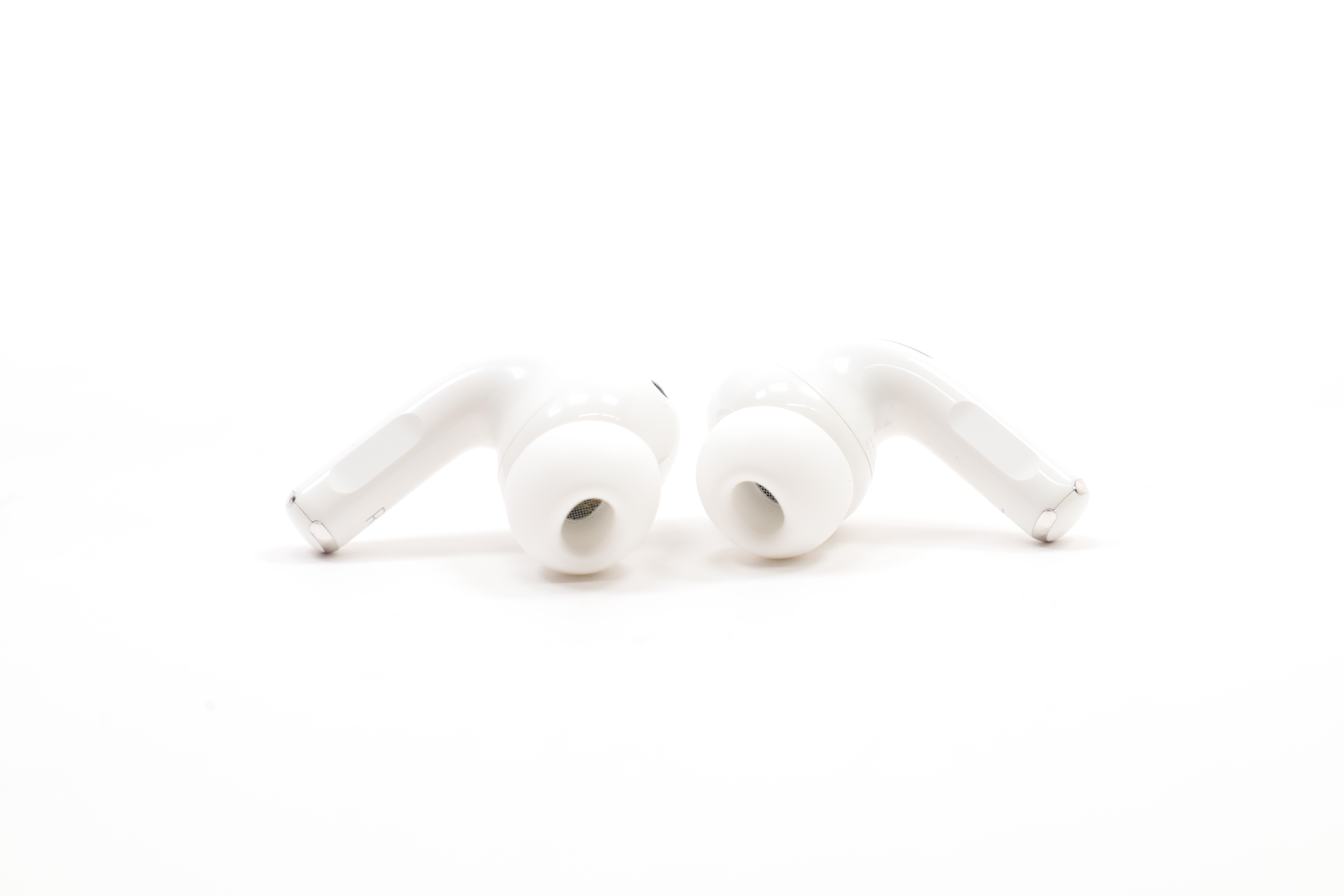 Apple AirPods Pro MTJV3AM/A Magsafe USB-C Bluetooth Wireless Apple AirPods Pro MTJV3AM/A Magsafe USB-C Bluetooth Wireless