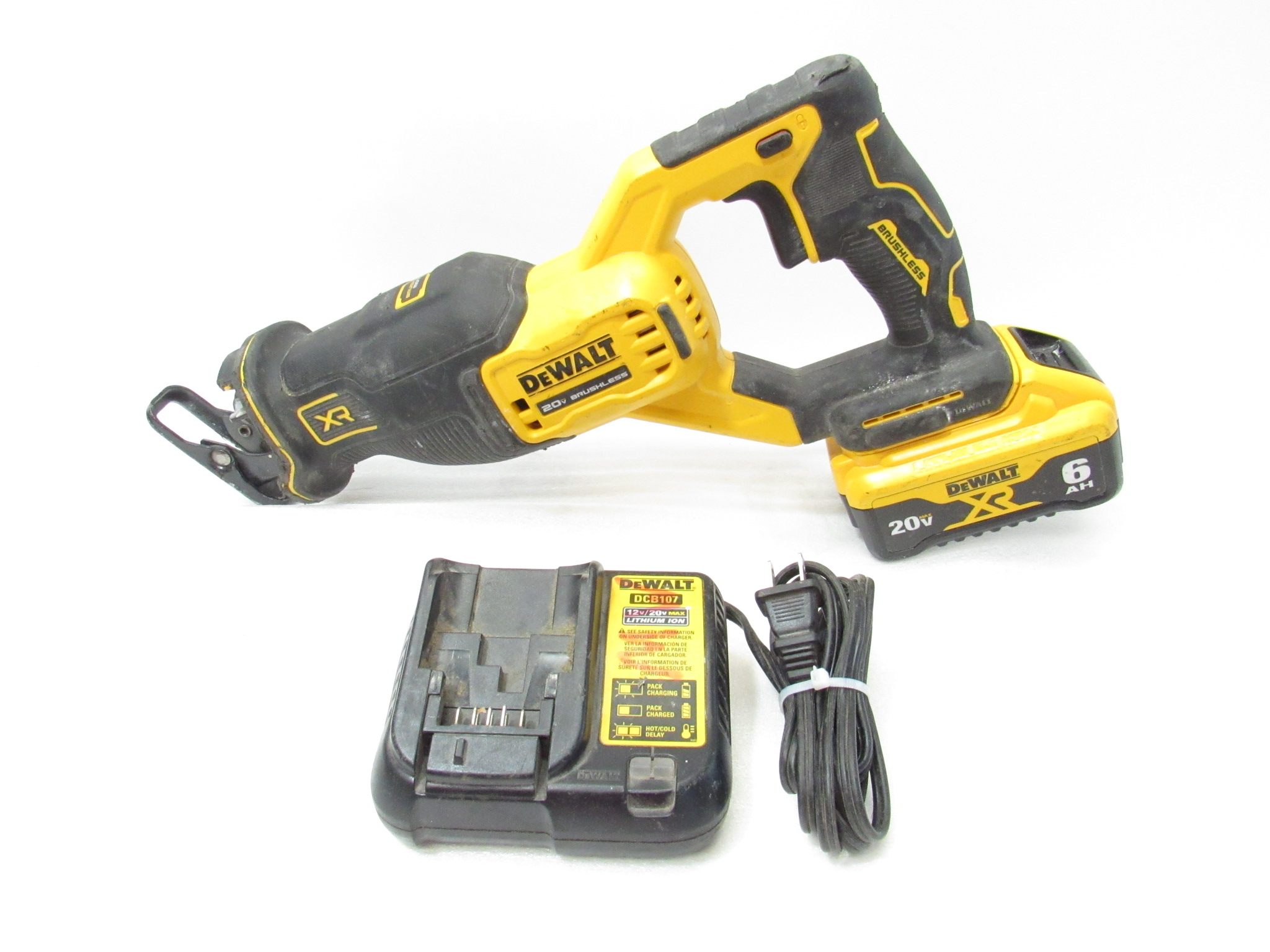 DEWALT DCS382 20 Volt MAX XR Lithium Ion Cordless Brushless