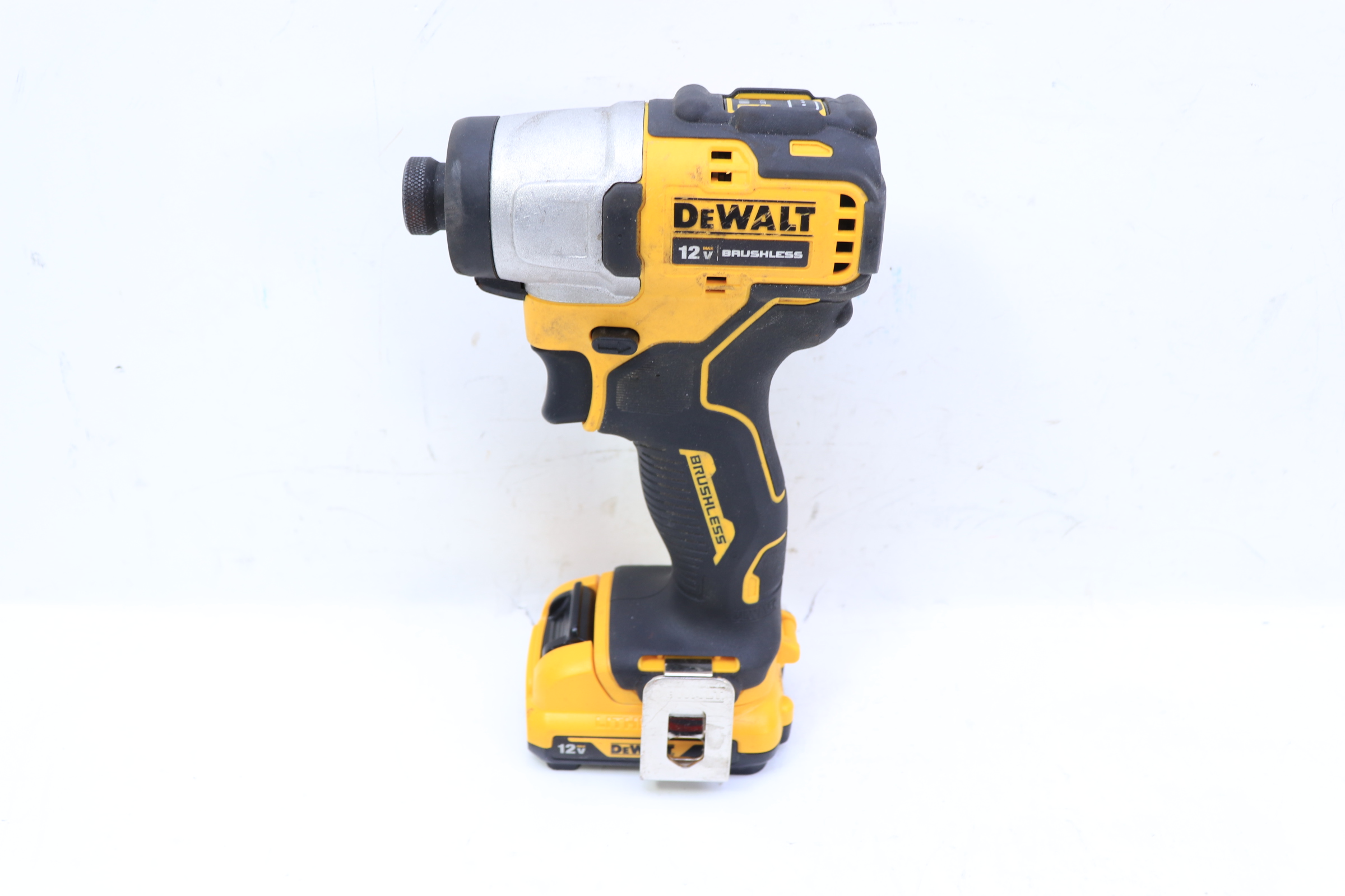 DeWalt DCF801 XTREME 12V 1/4