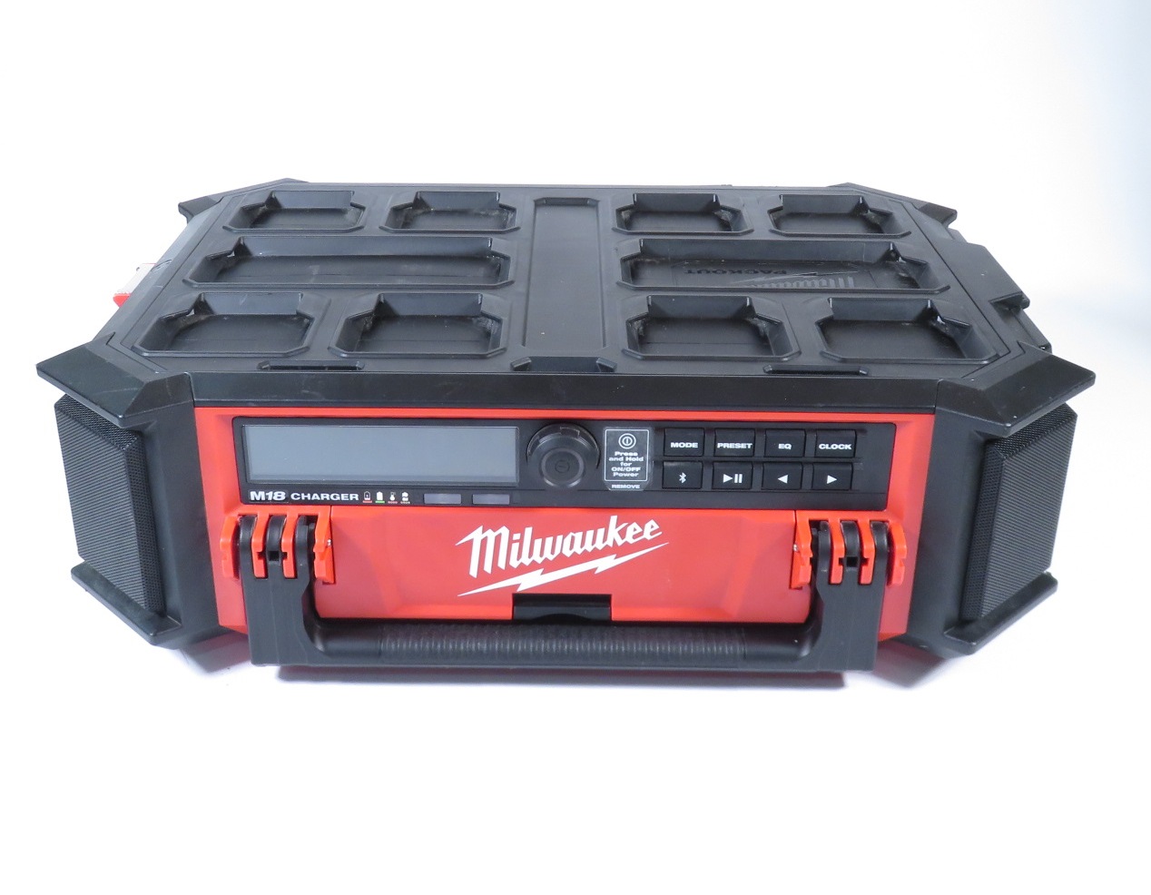 Milwaukee Packout Milwaukee M18 PACKOUT Radio Charger (2950-20