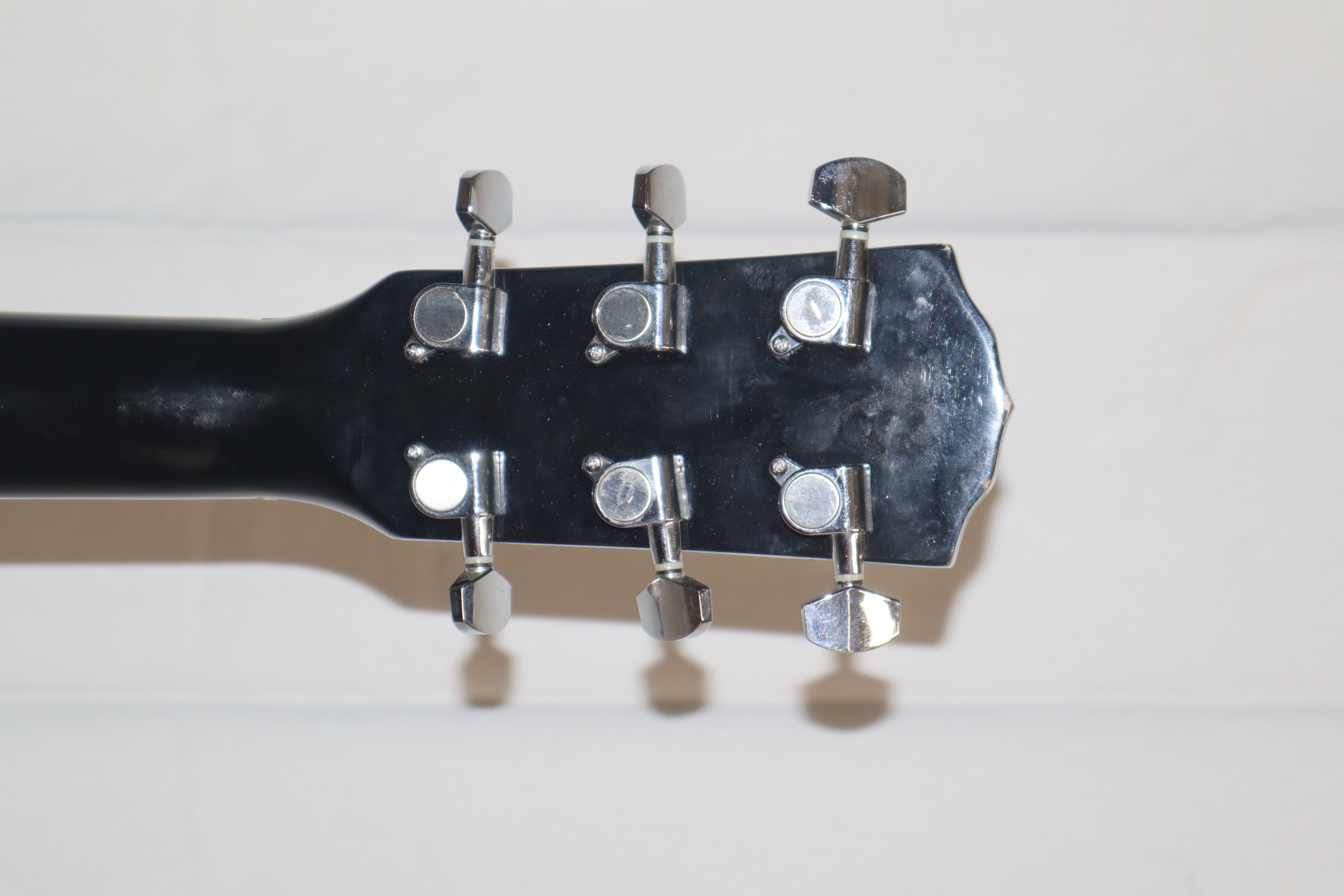 Aluminati Guitar Company: Perpetually Modern, Instantly