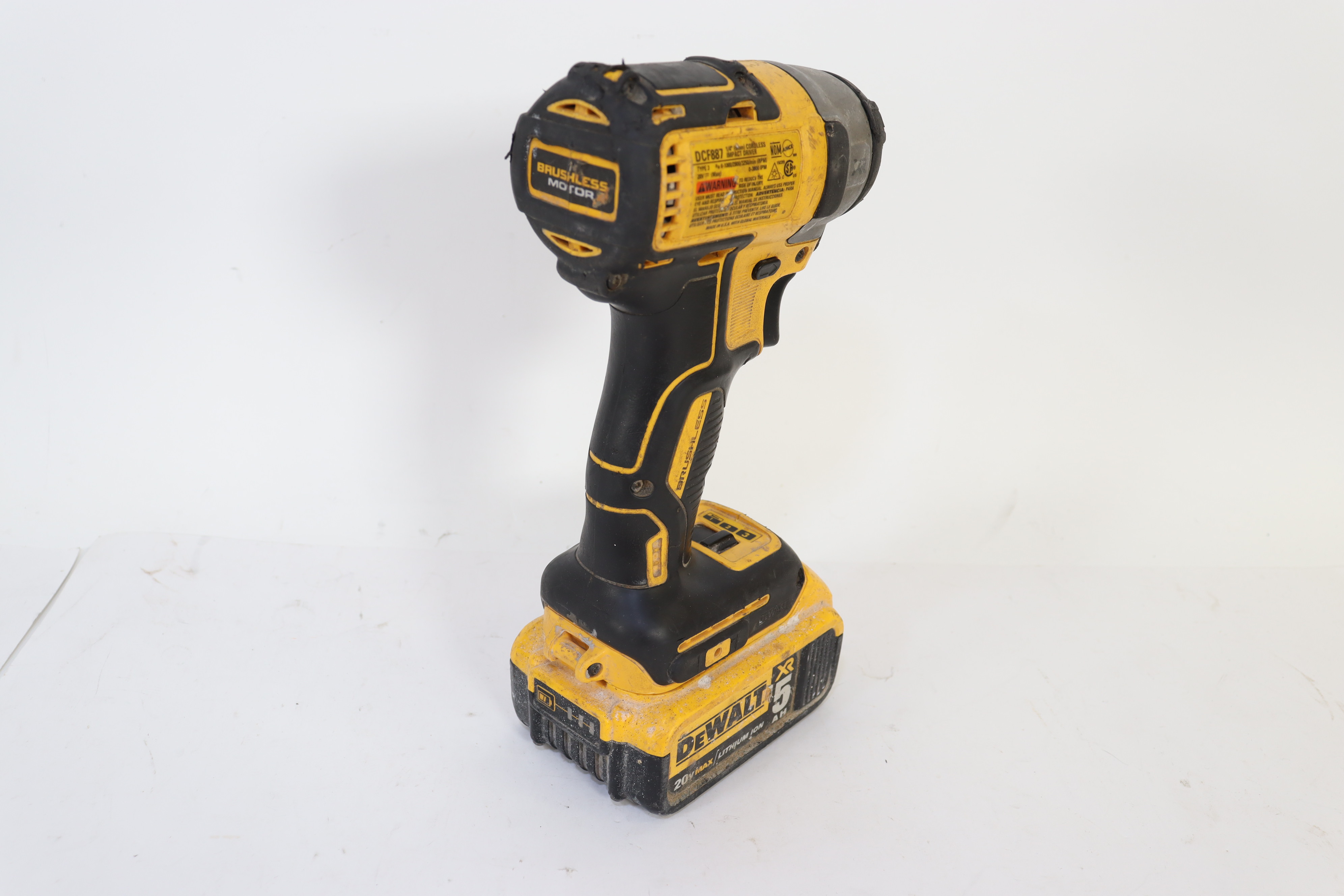 DeWalt DCF887 20V MAX XR Brushless 3-Speed 1/4