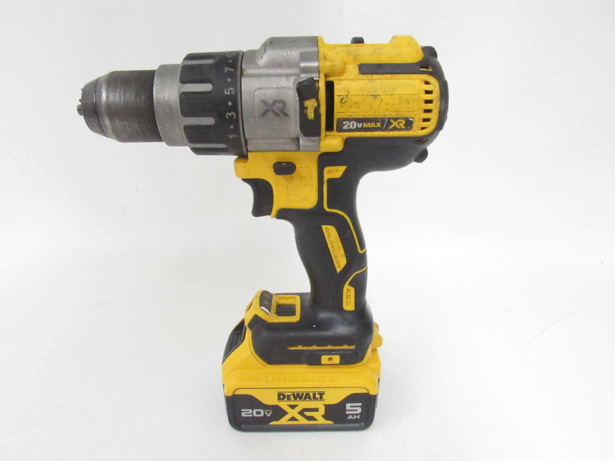 DeWalt DCD996 20V MAX XR Cordless Brushless 3-Speed 1/2 in. Hammer ...