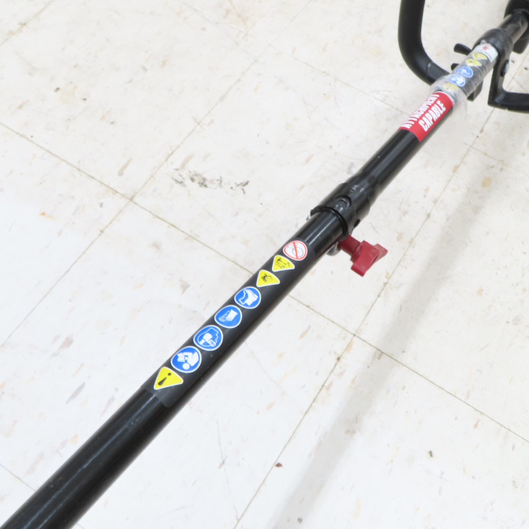 Black Max BM25SSACVNM 2-Cycle 25cc String Trimmer (Local