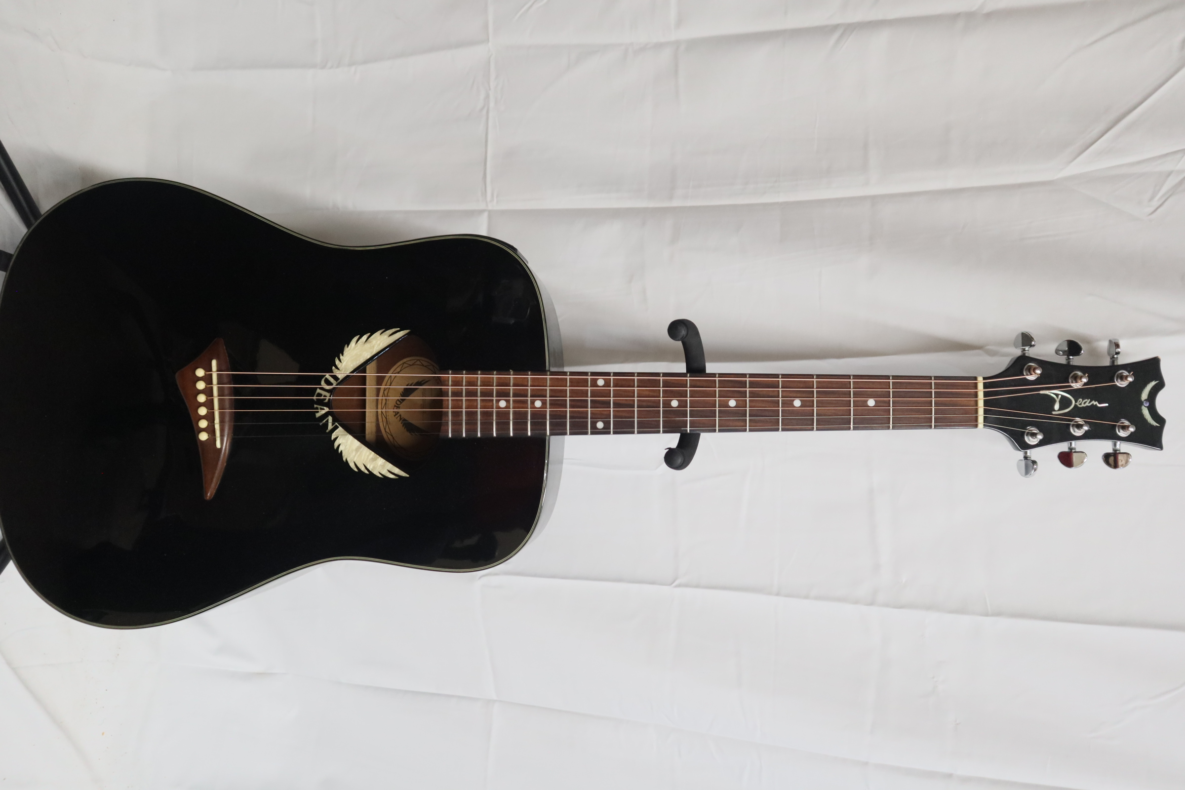 Dean v wing store acoustic guitar