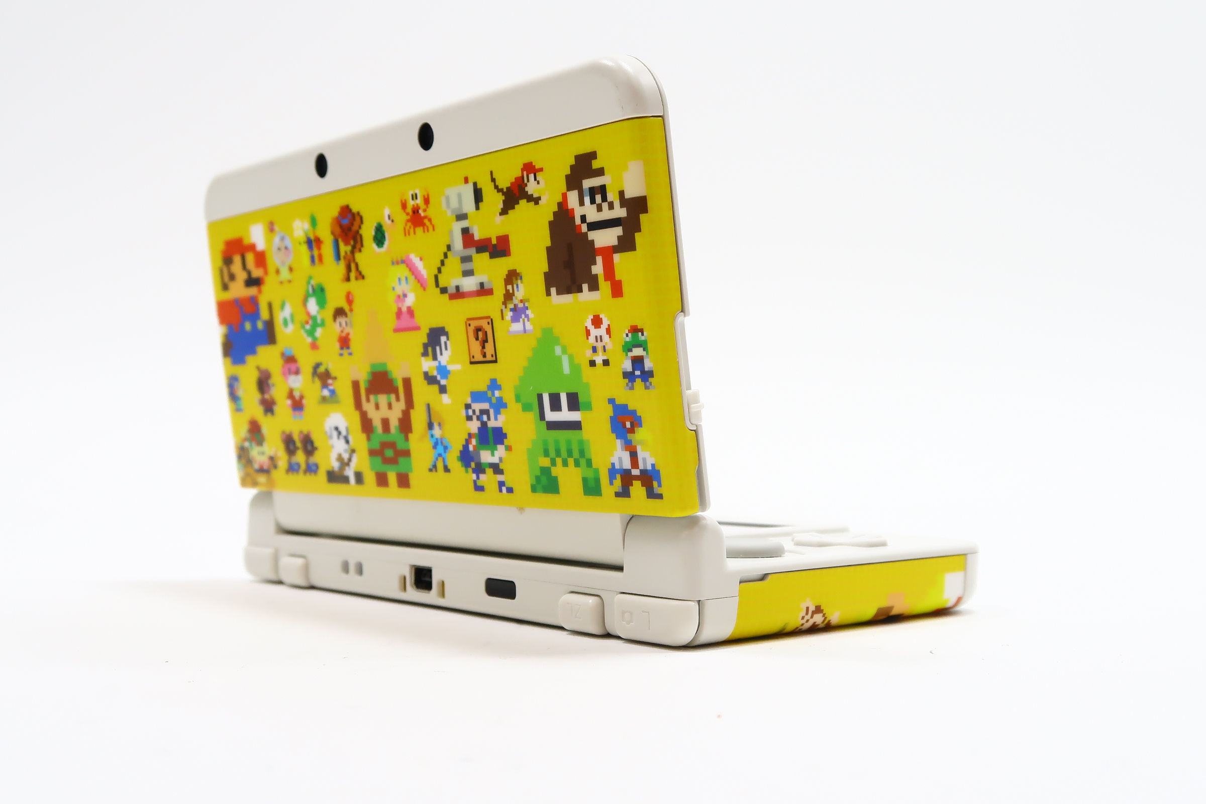 Nintendo New 3DS KTR001 Super Mario 3D Land Edition 2020