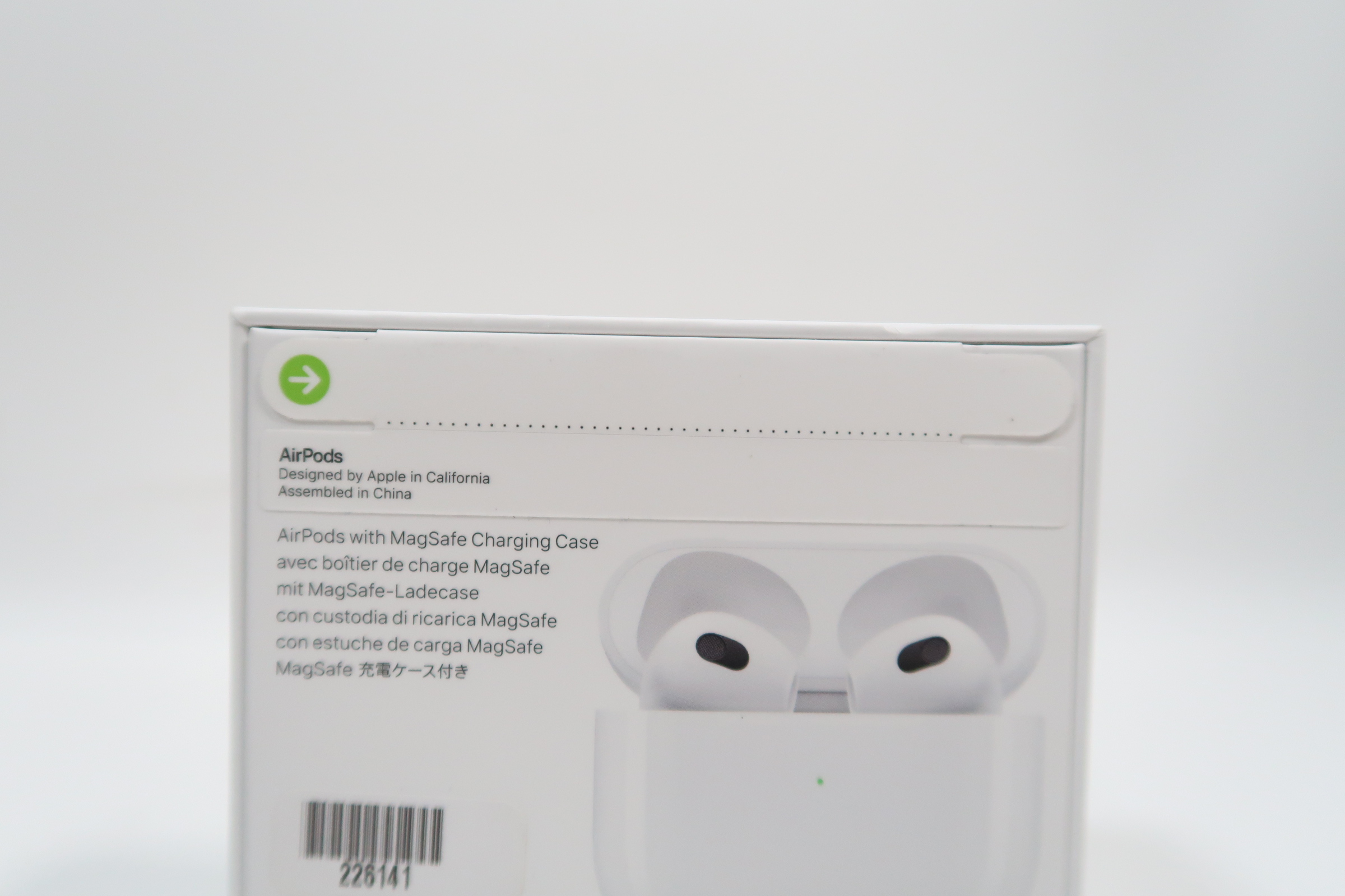 Apple AirPods MME73AM/A 3rd Gen - MagSafe Wireless Charging Case