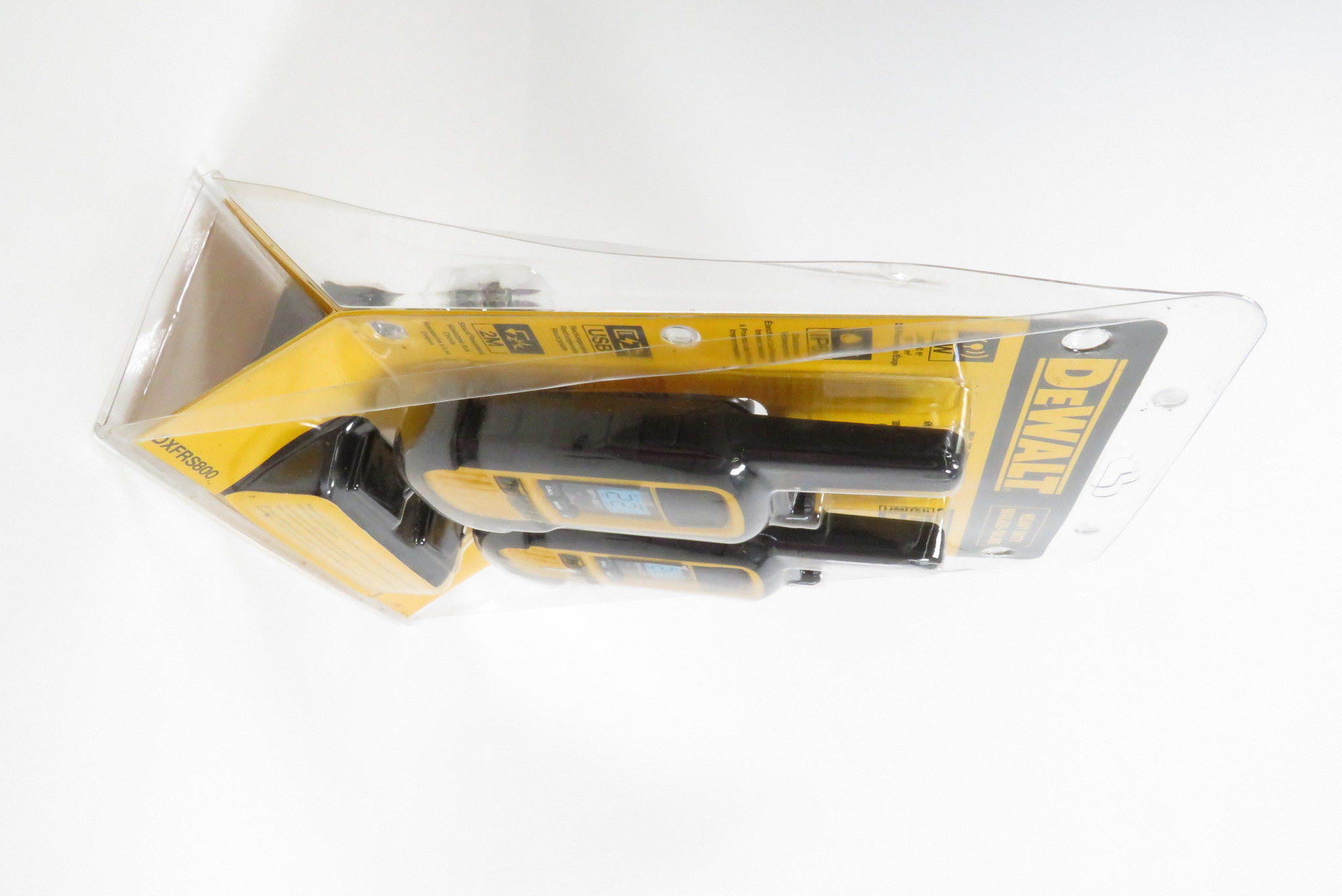 DeWalt DXFRS800 HeavyDuty 2Watt Walkie Talkie Set