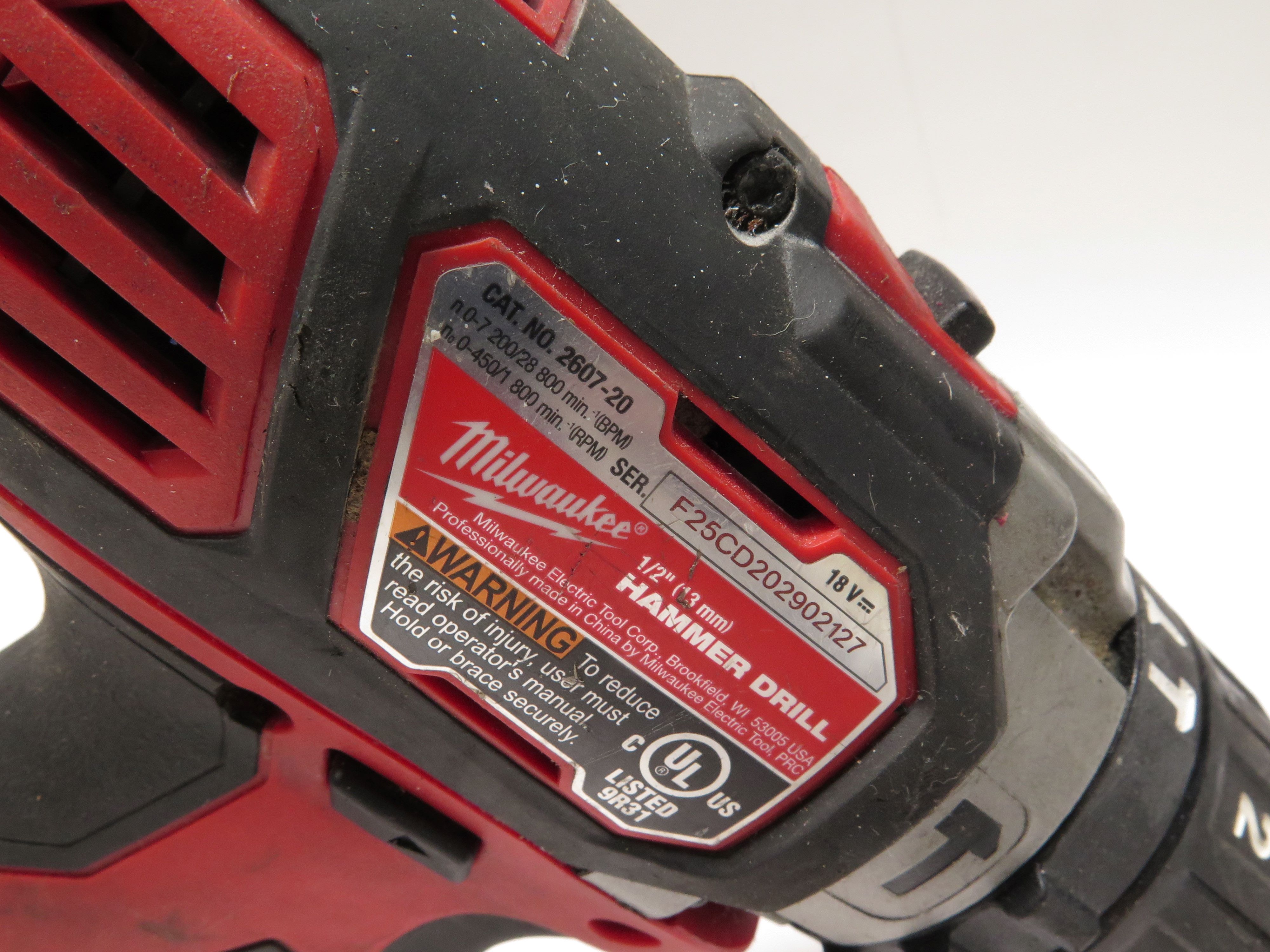 Milwaukee 260720 M18 18V LithiumIon Cordless 1/2 in. Hammer Drill/Driver 5901
