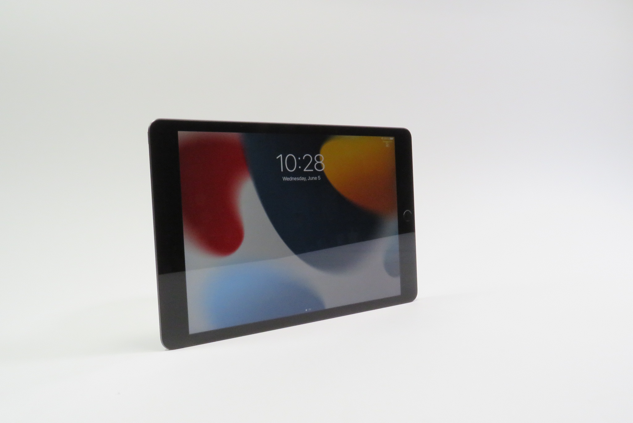 Apple iPad 9th Gen A2602 MK2K3LL/A 10.2