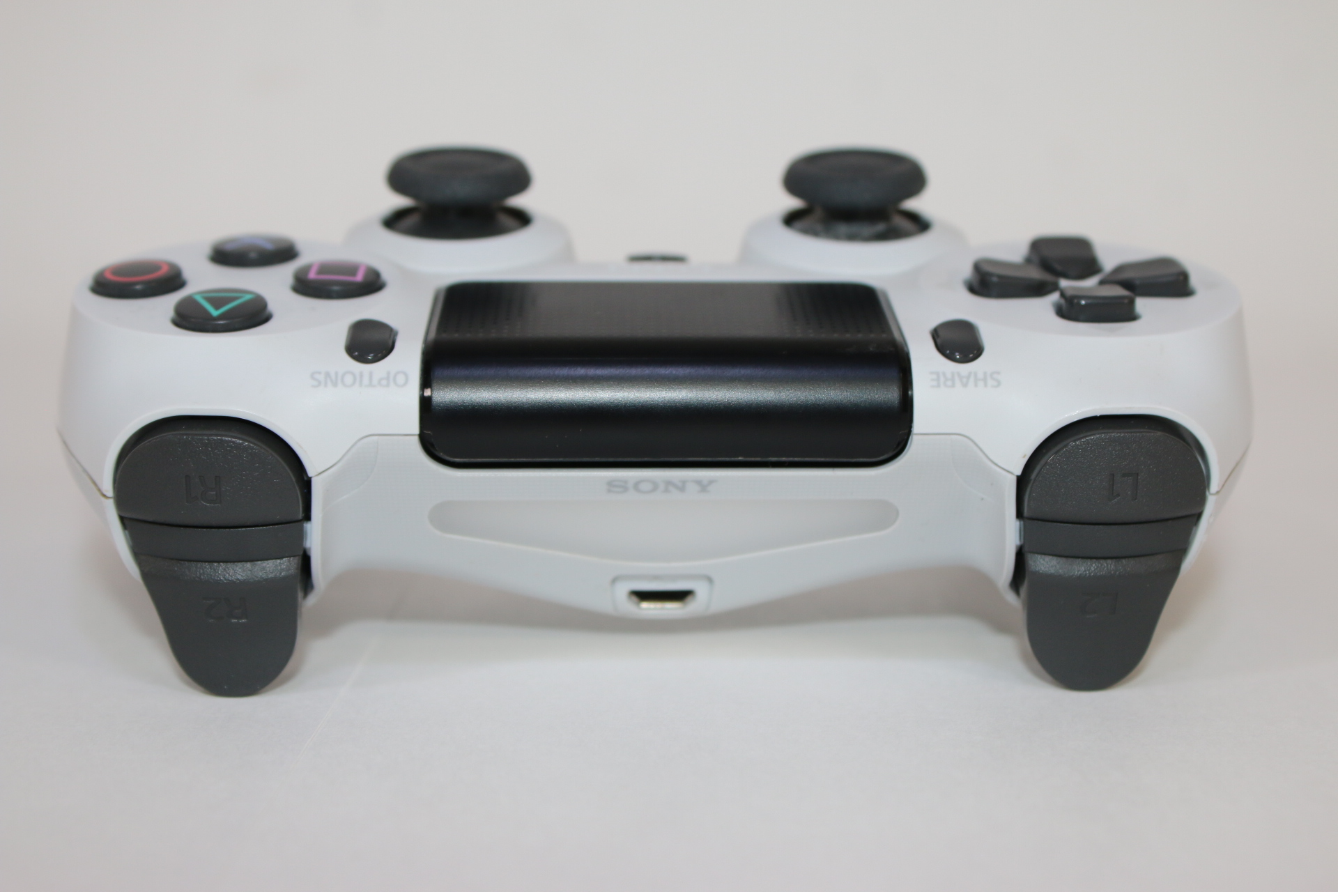 Sony CUHZCT2U PlayStation 4 PS4 White Dual Shock Wireless Controller 1855