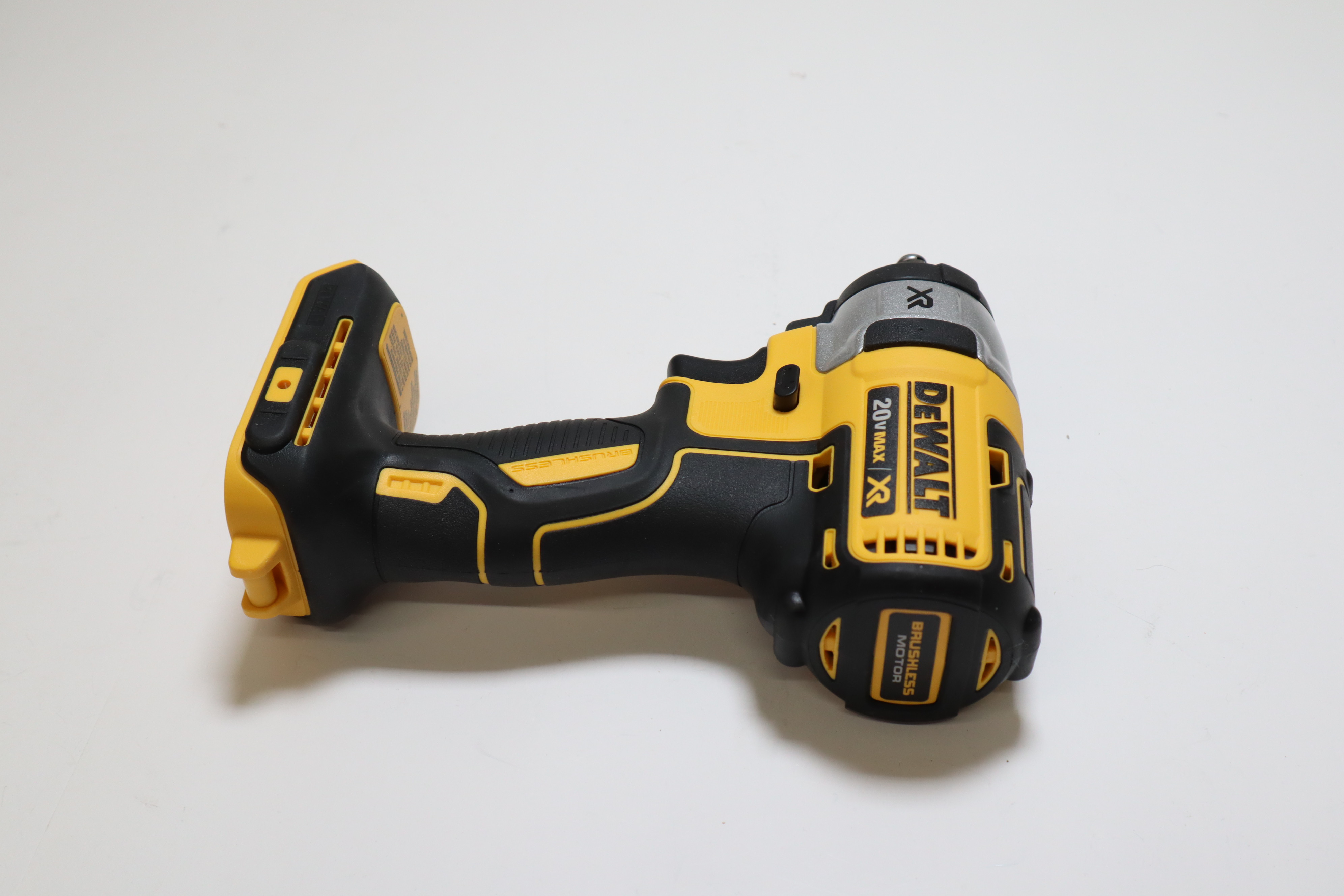DeWalt DCF890 20Volt MAX XR Cordless Brushless 3/8 in. Compact Impact