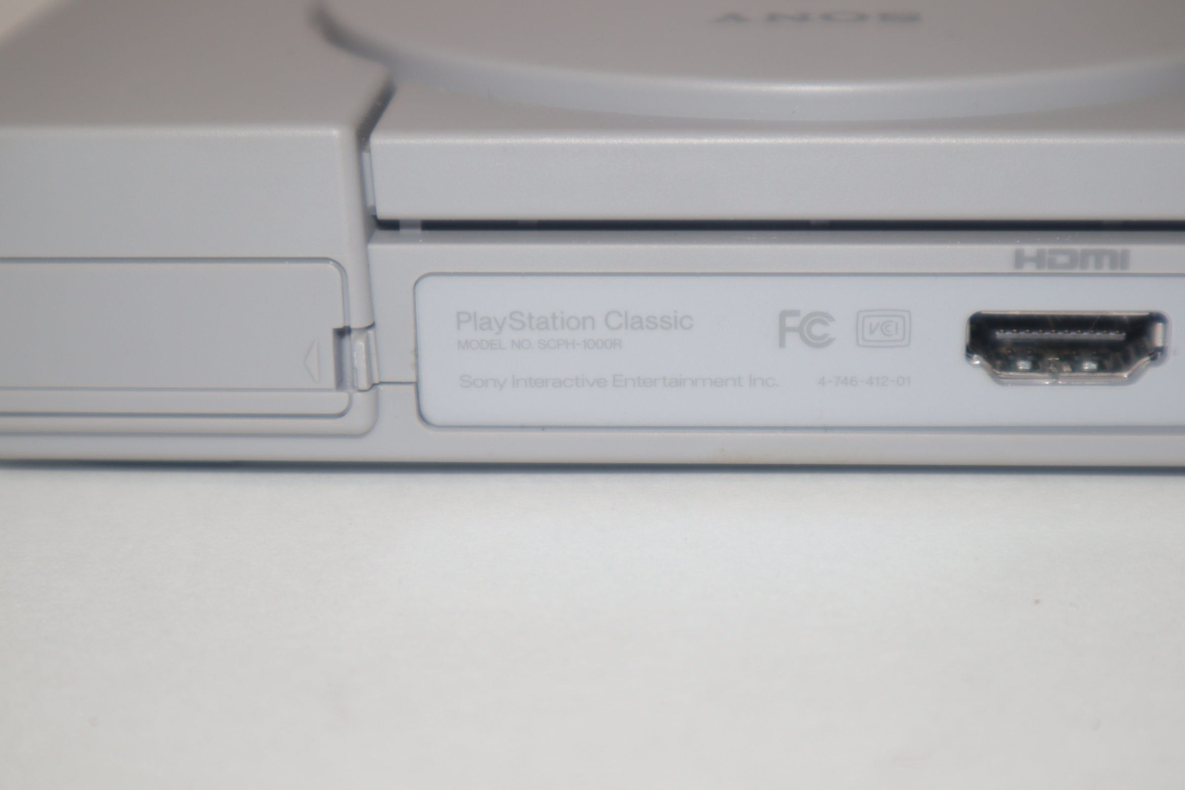 Sony PlayStation Classic SCPH-1000R Video Game Console 3868 / 20