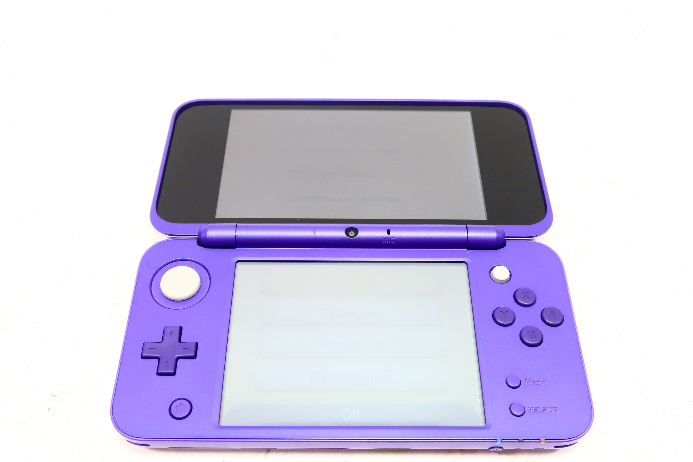 Nintendo NEW 2DS XL JAN001 Handheld Video Game Console