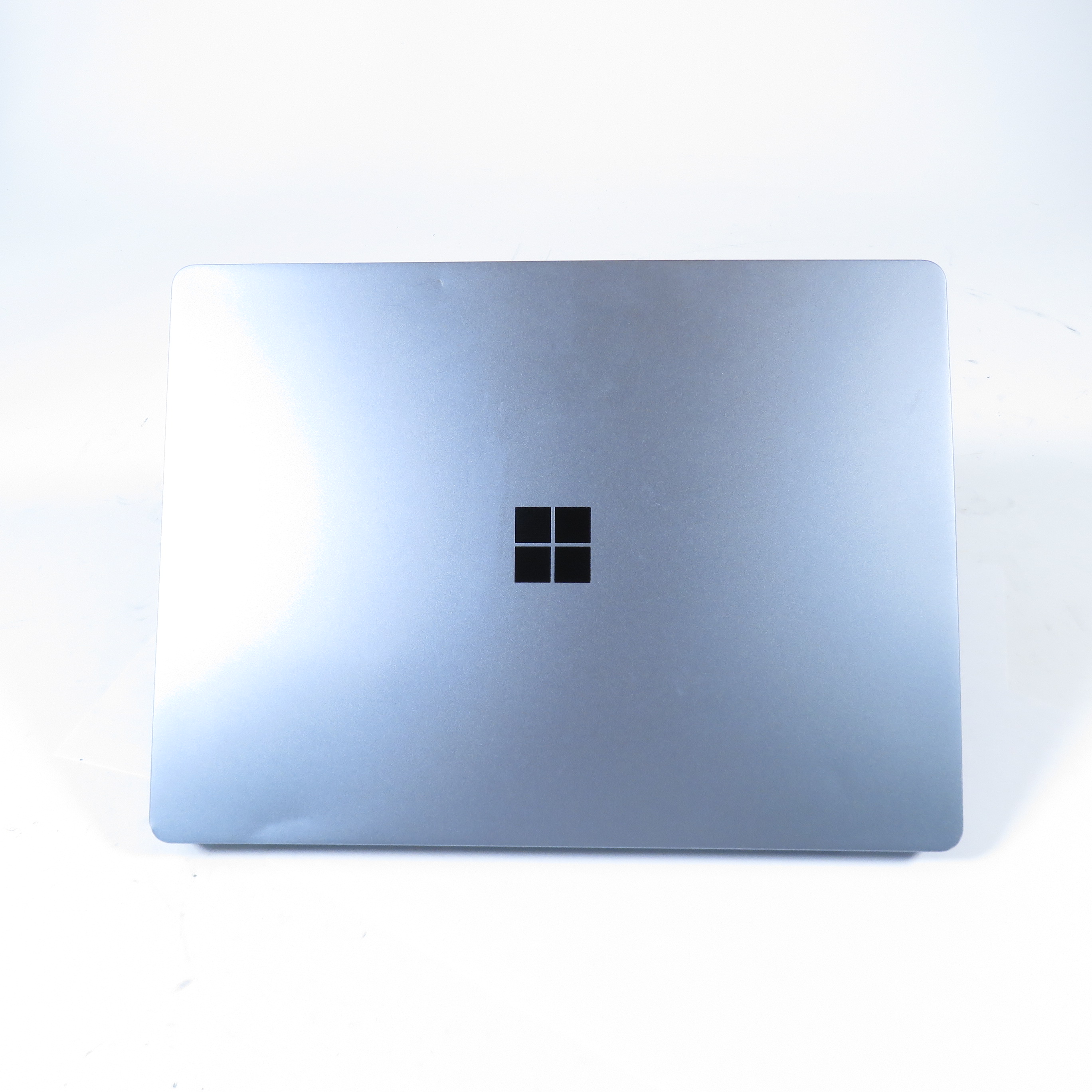 Microsoft Surface Laptop Go 1943 Core i5-1035G1 1GHz 8GB RAM