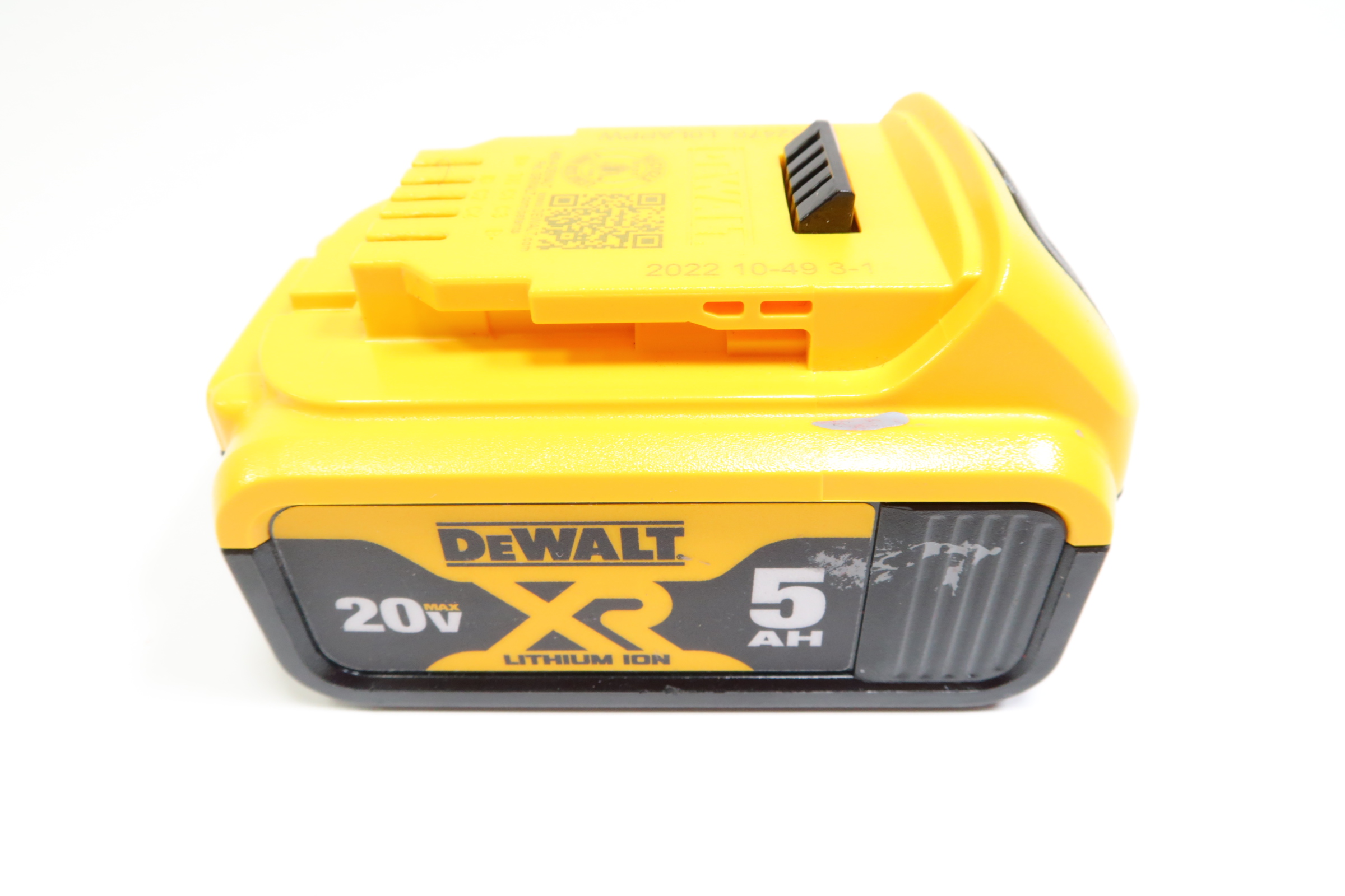 DeWalt DCD999 20-Volt MAX Brushless Cordless 1/2
