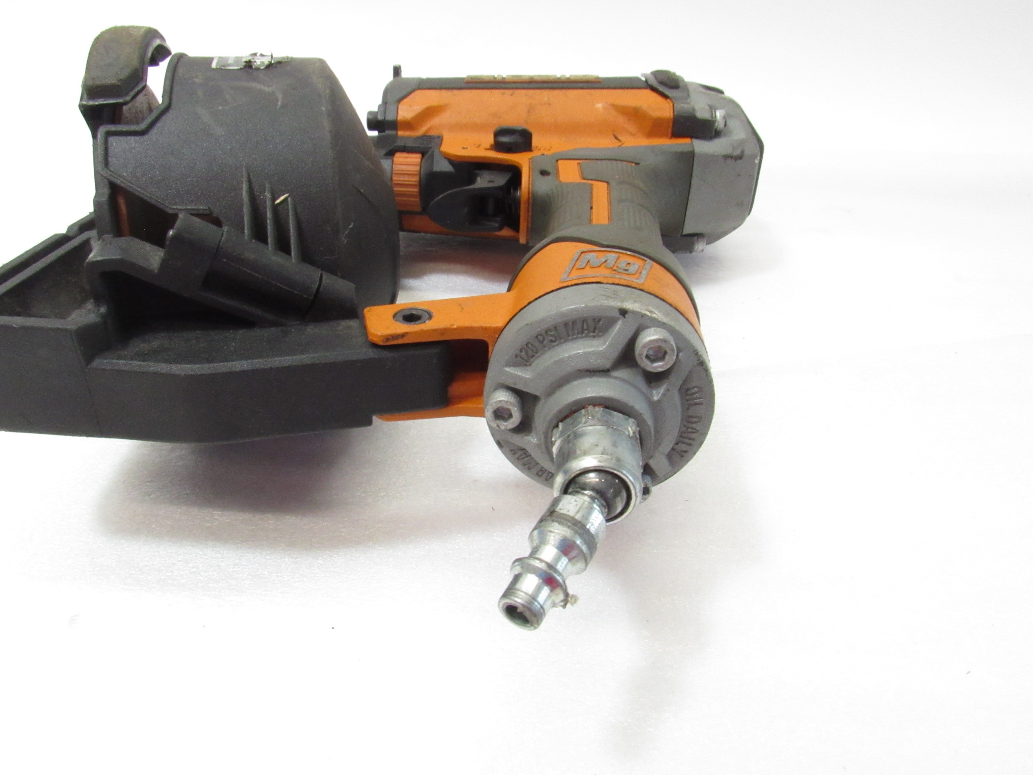 Ridgid R175RNF Pneumatic 15Degree Straight Drive 13/4 in. Coil