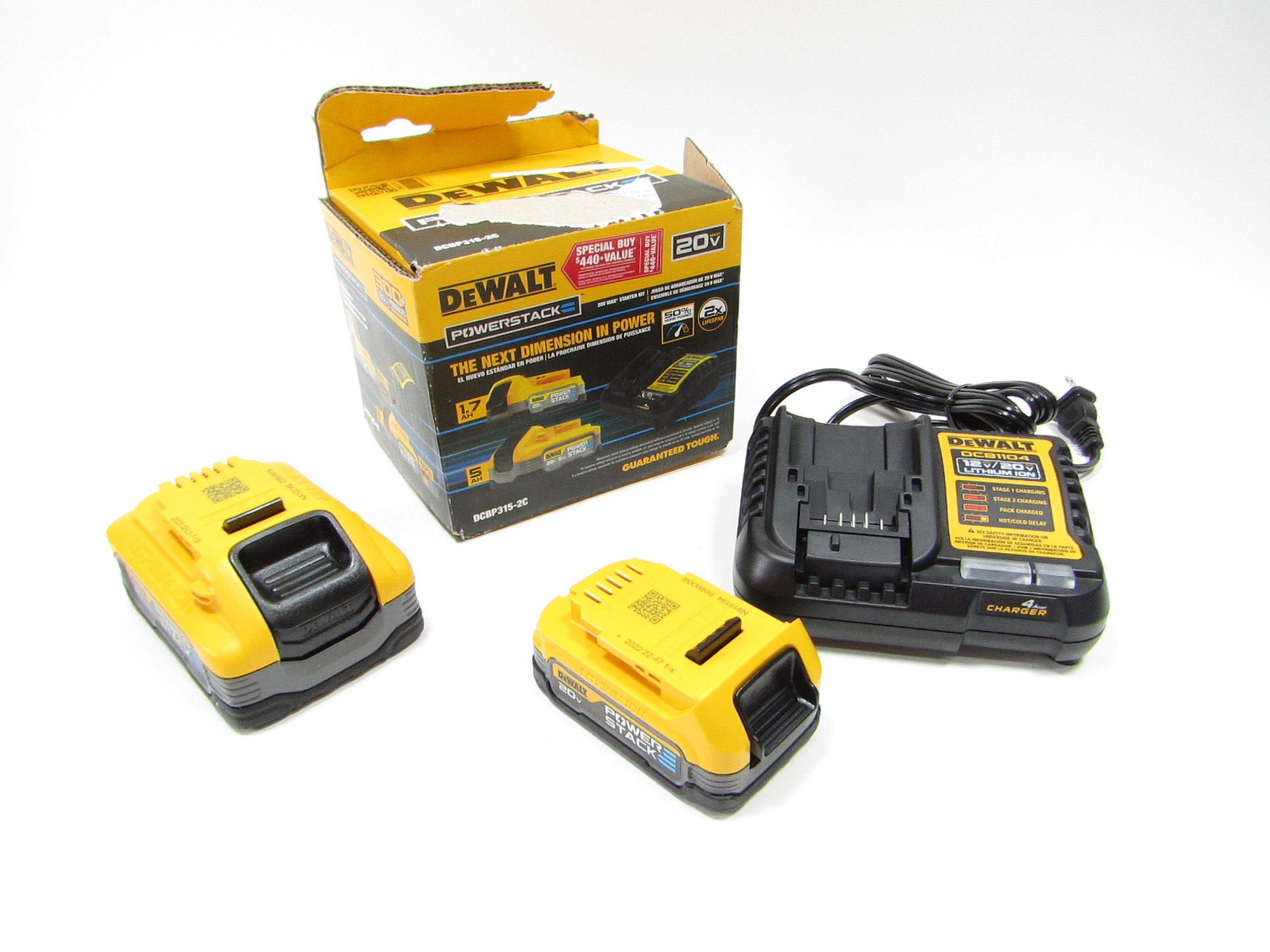 DeWalt 20V MAX* Powerstack Compact 1.7 Ah and 5.0 Ah Starter Kit DCBP315-2C