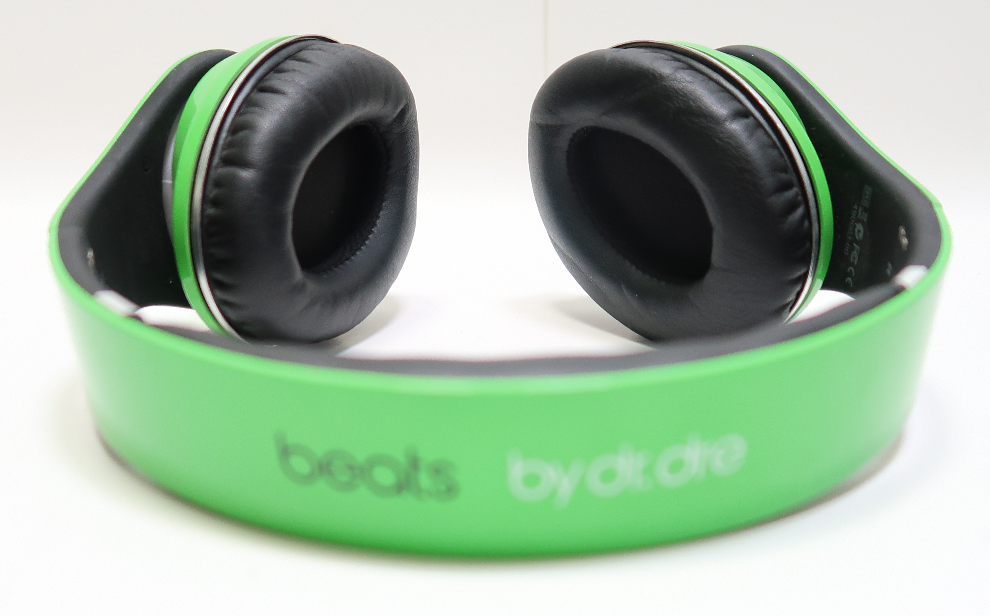 Beats by Dr. Dre Studio 190003-00 Wireless Headphones 5998