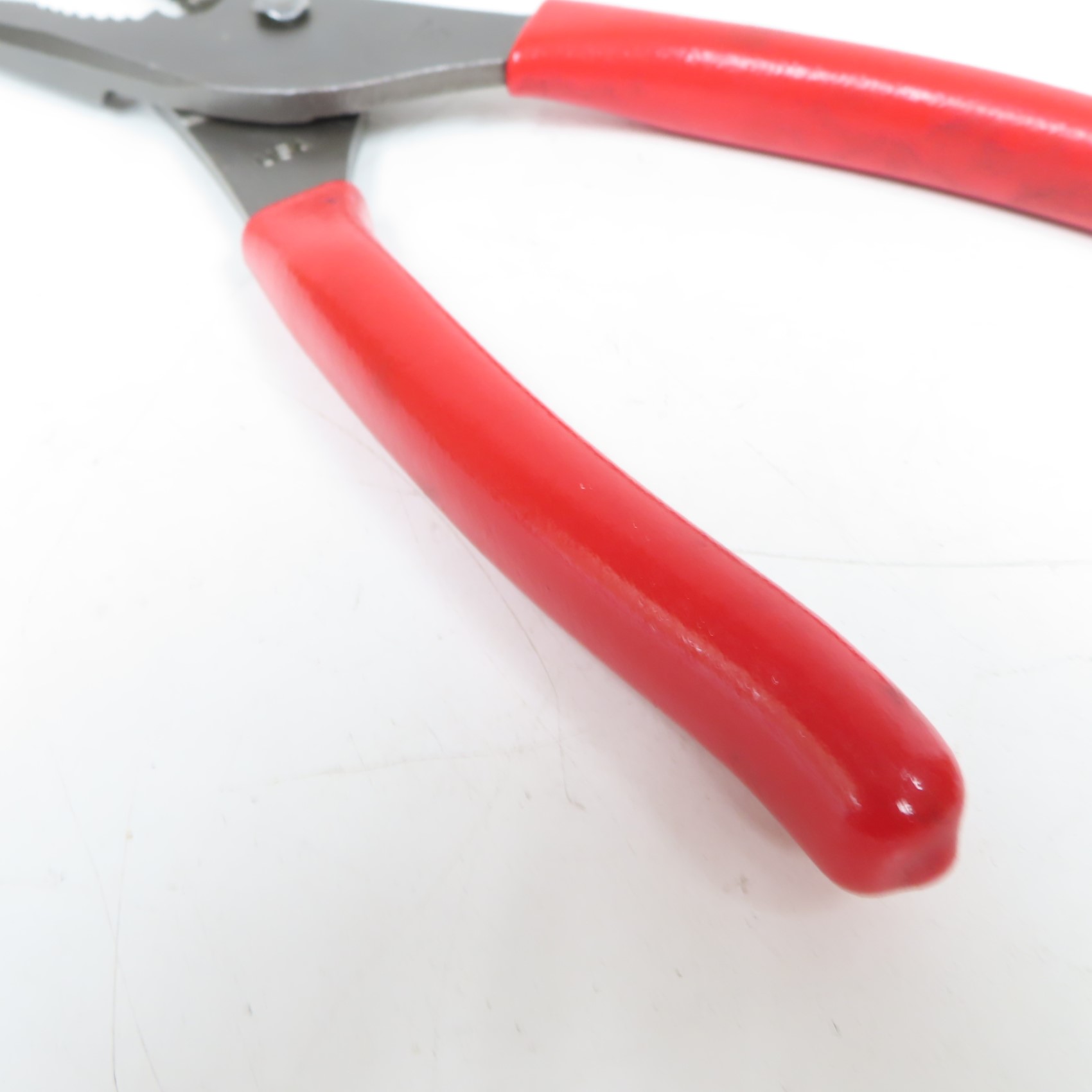 Snapon Tools LN47ACF 9" Talon Grip Long Nose Slip Joint Pliers Red