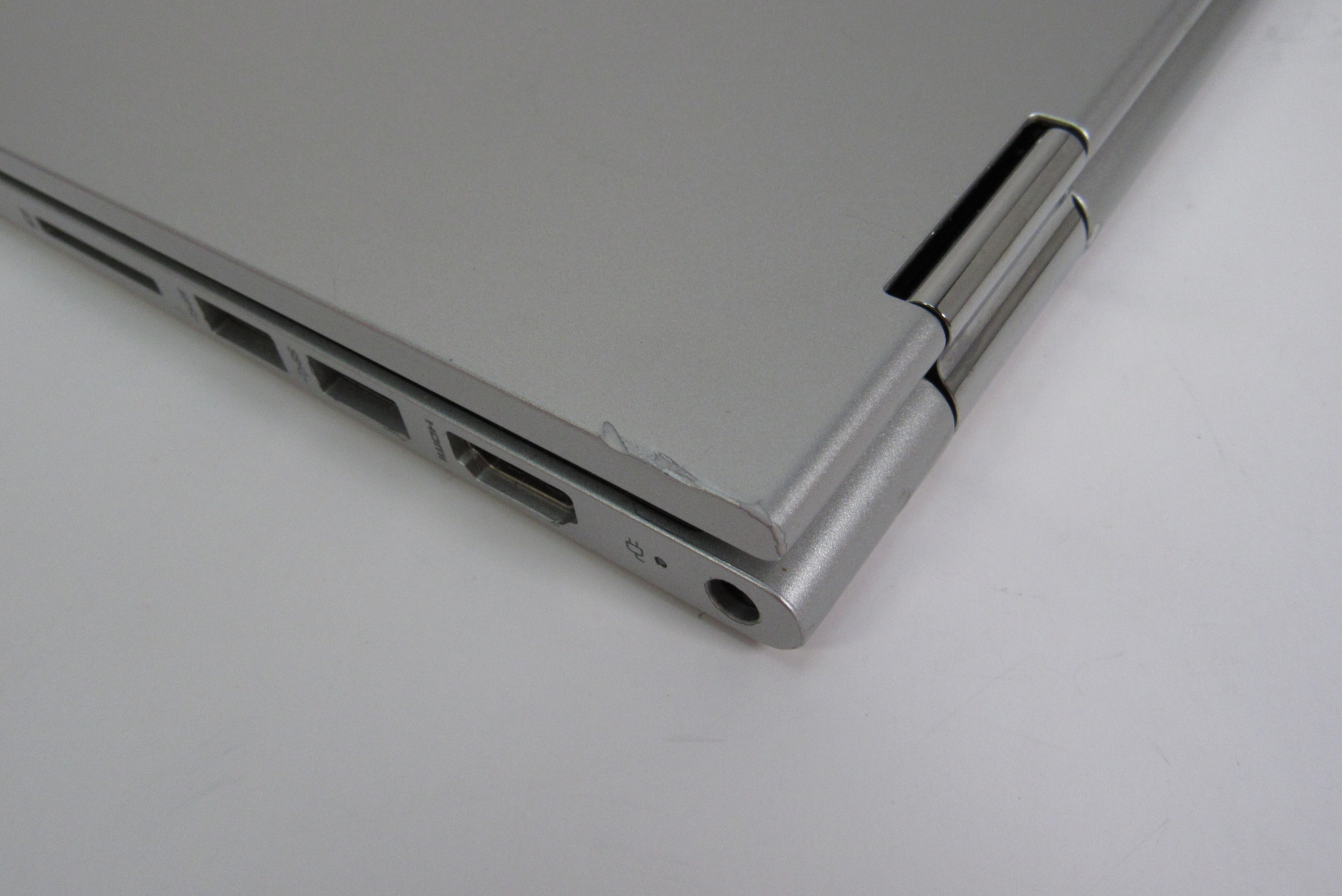 HP Pavilion x360 m1 m1-u001dx Pentium N3710 4GB RAM