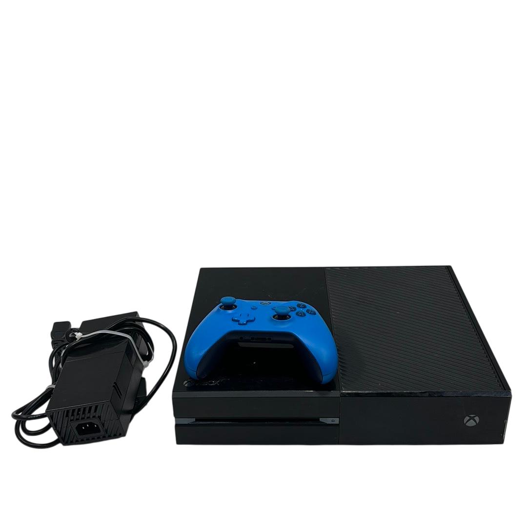 XBox One outlet 500GB Model: 1540 Console