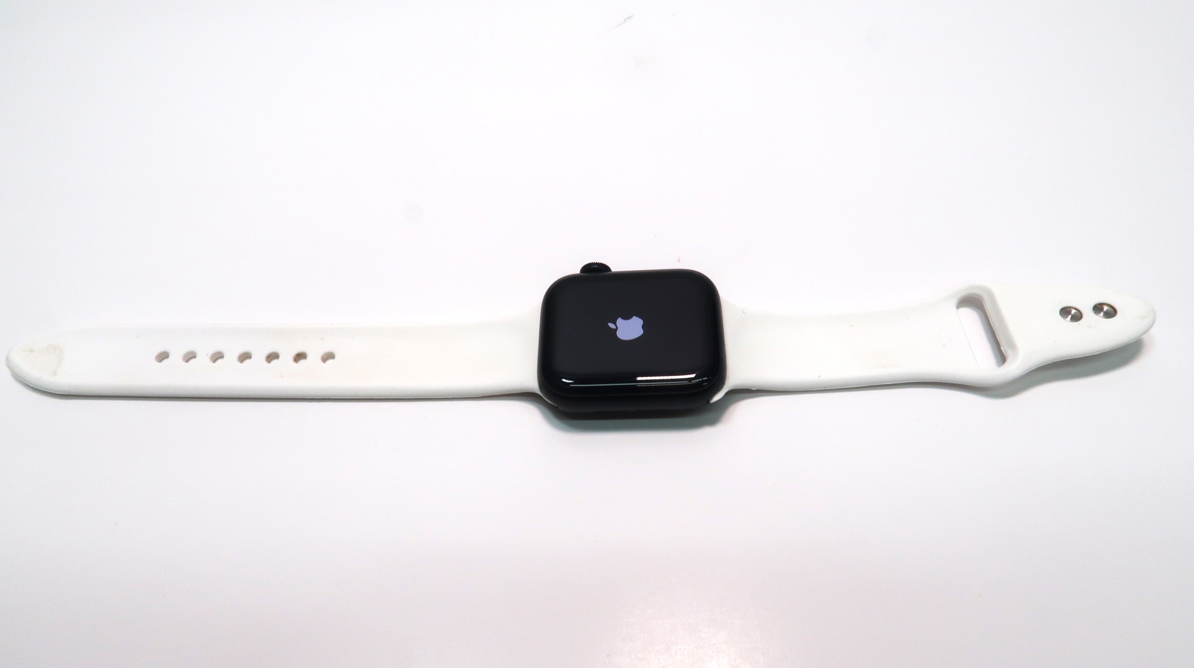 Apple Watch SE 2nd Gen A2722 40mm Smartwatch
