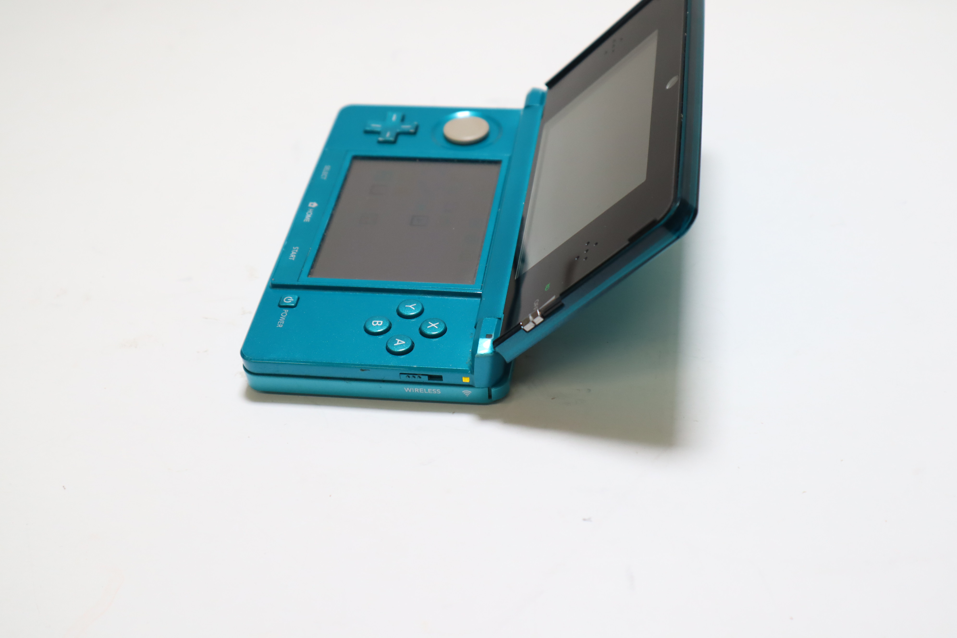 Nintendo CTR001 Blue 3DS Portable Gaming Console 5752