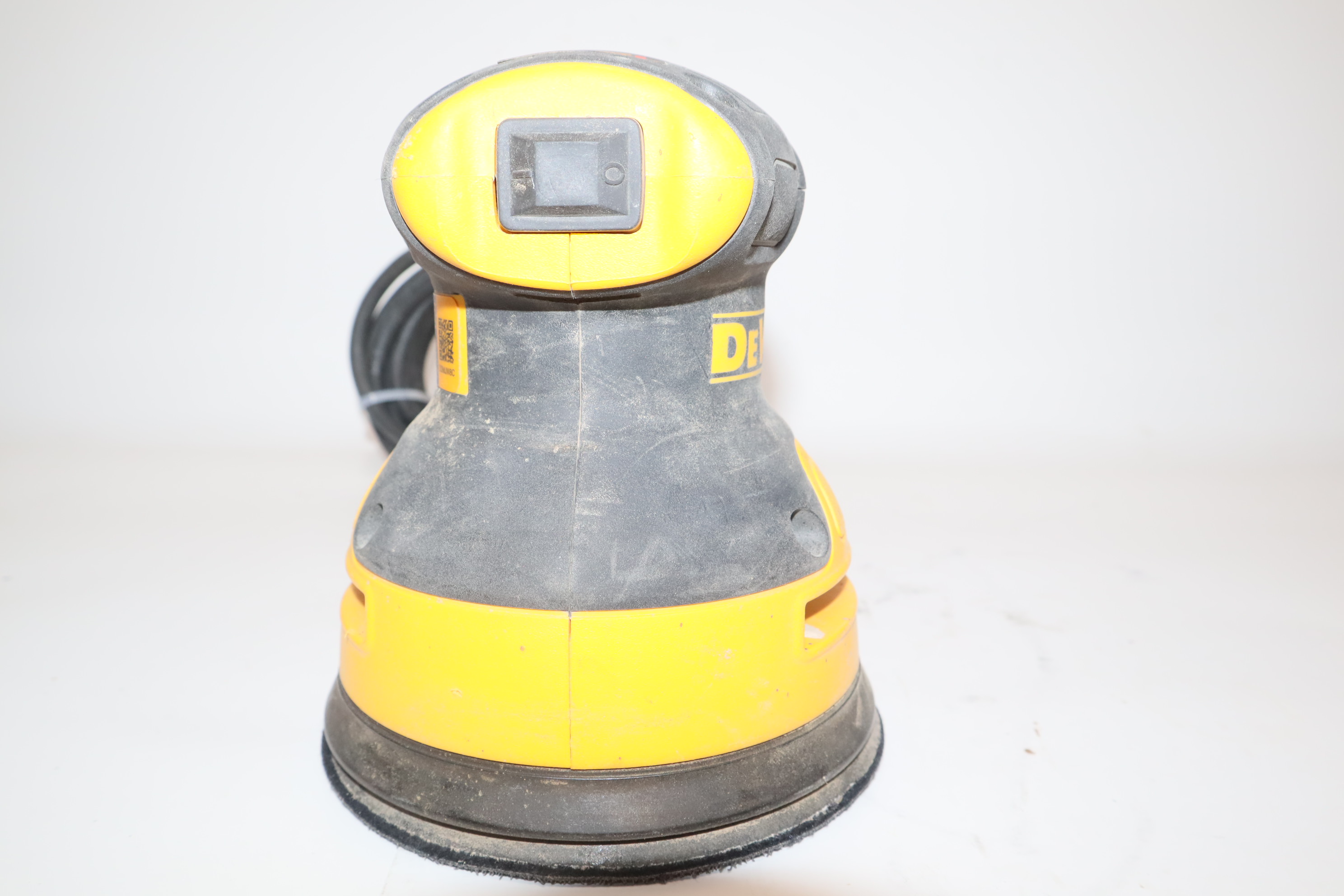 DeWalt DWE6423 5" VariableSpeed Random Corded Orbit Sander JW8C