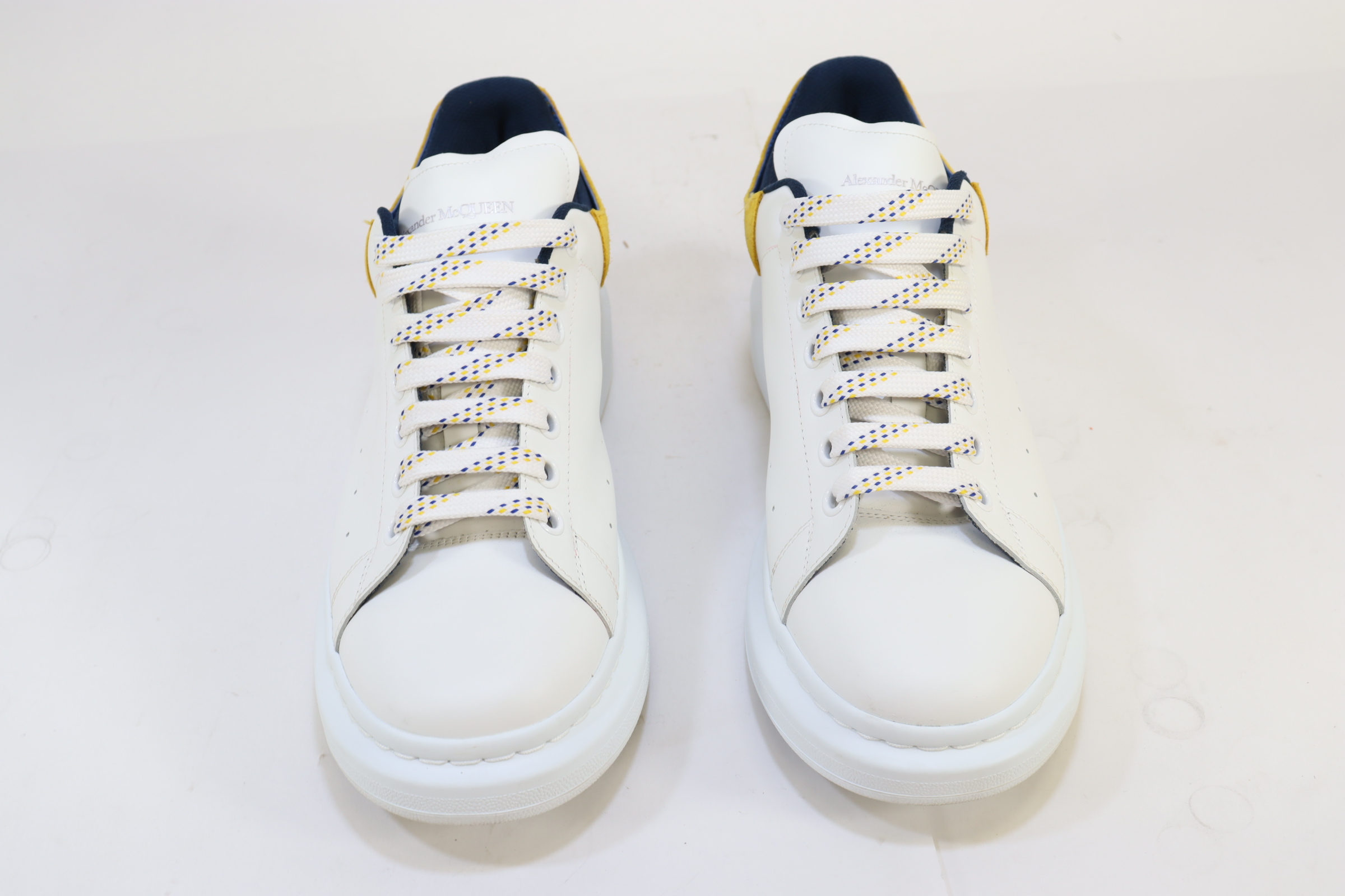 Alexander McQueen 705060 Oversized Sneaker 