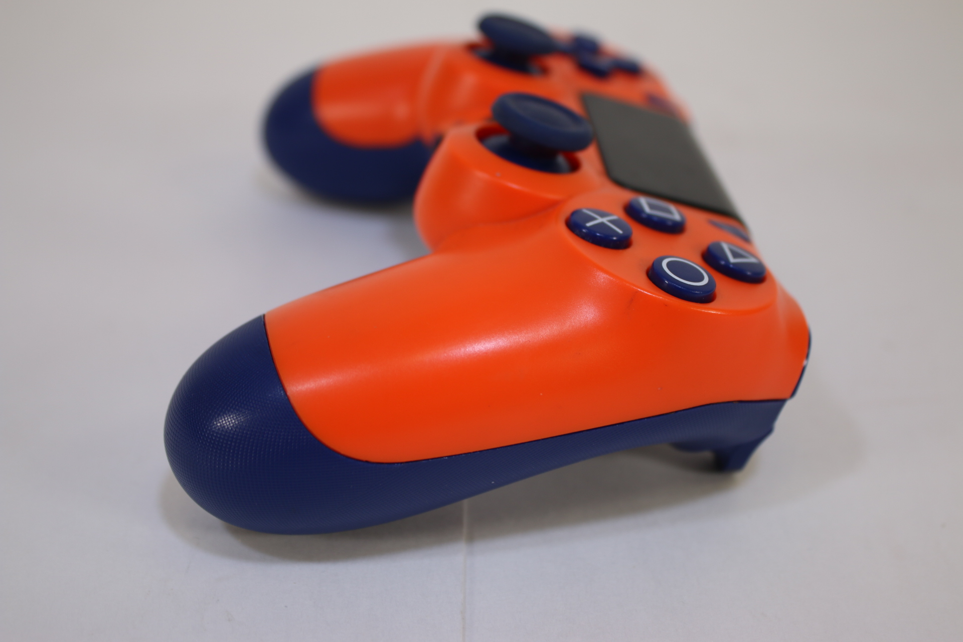 Sony CUH-ZCT2E DualShock 4 V2 PlayStation 4 Wireless Controller