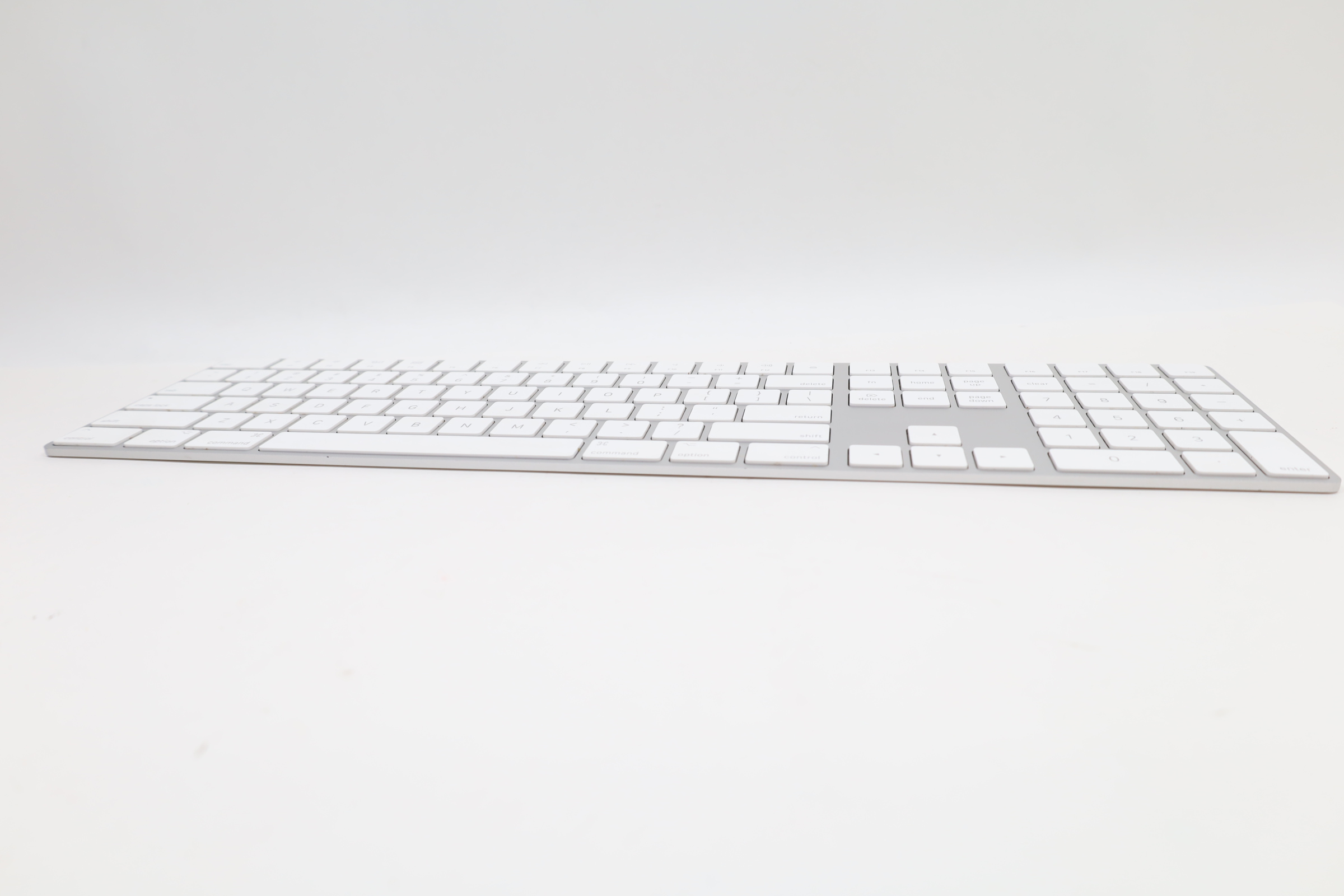 Apple Magic Keyboard MQ052LL/A Fullsize Wireless Scissor Numeric Keyboard