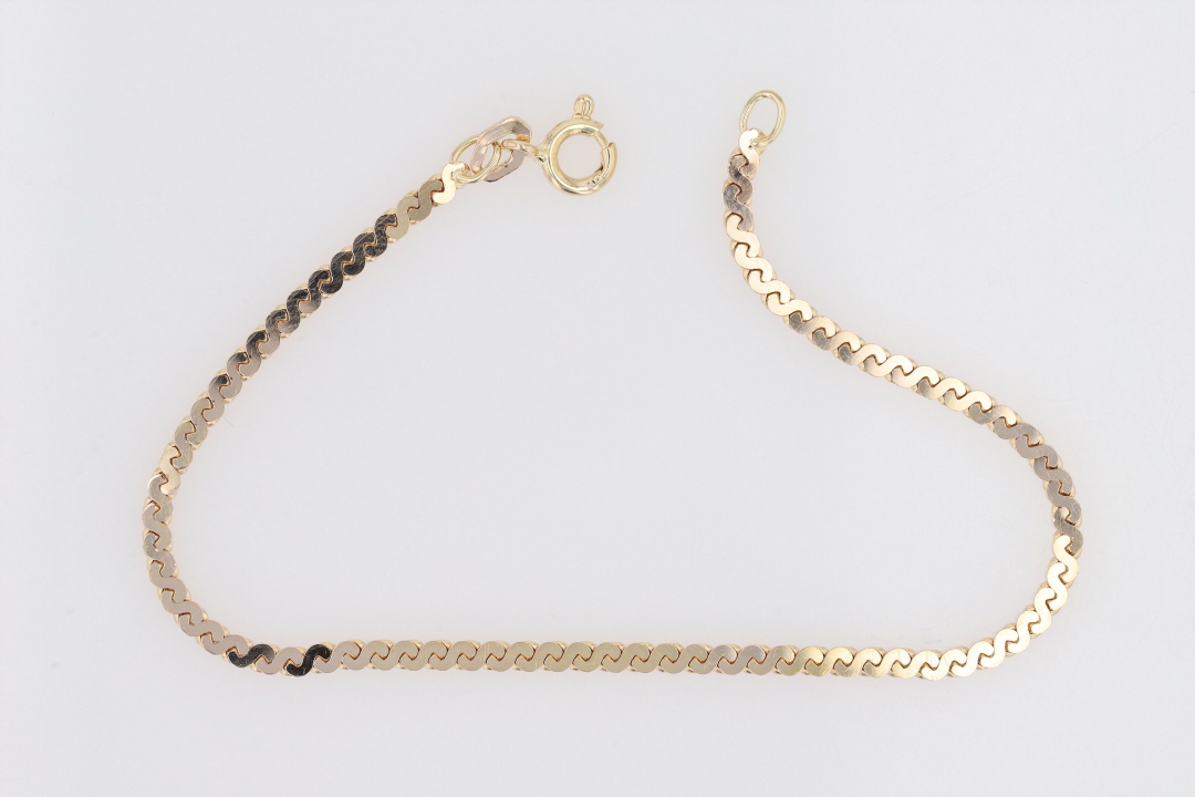 Serpentine Link Chain 7