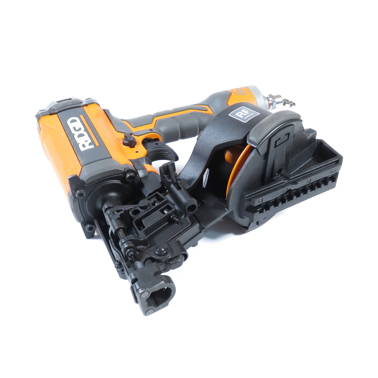 RIDGID R175RNF Pneumatic 15Degree Straight Drive 13/4 in. Coil