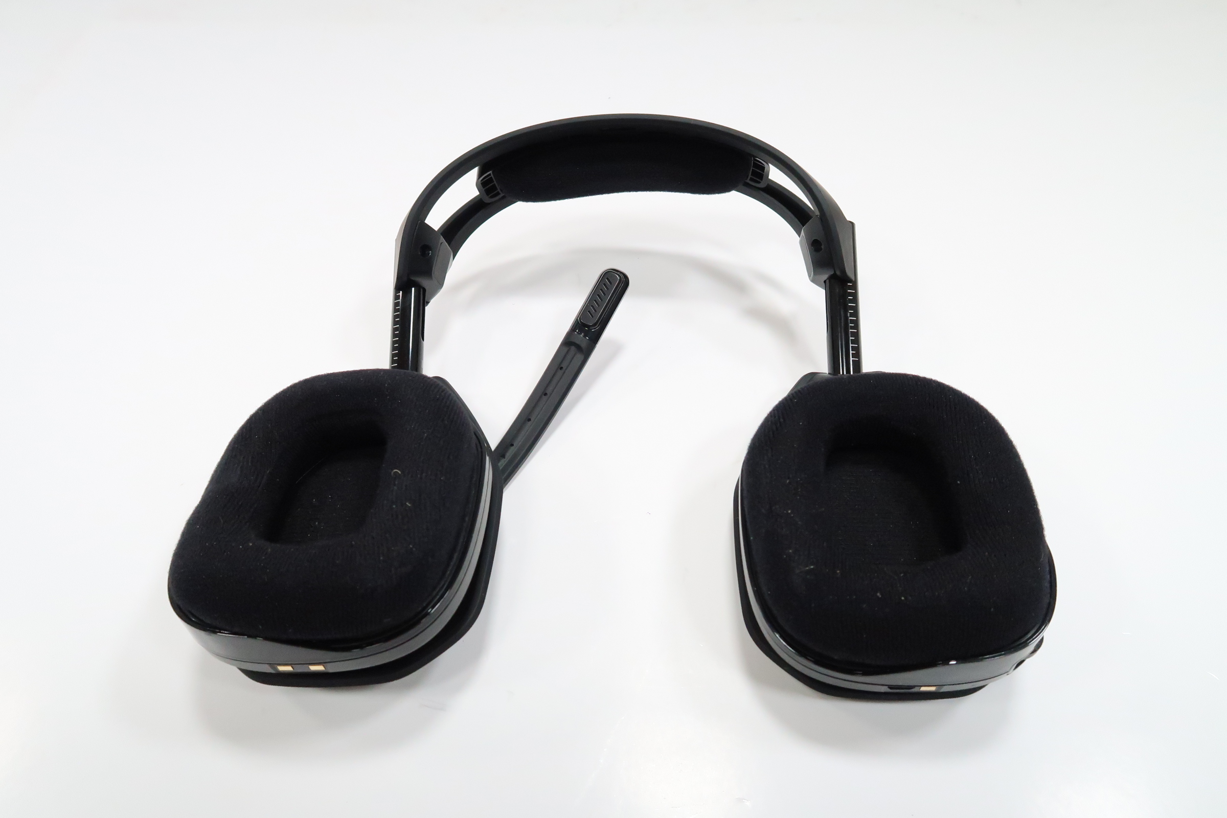 Astro Gaming A50 Wireless PlayStation Gaming Headset / Base