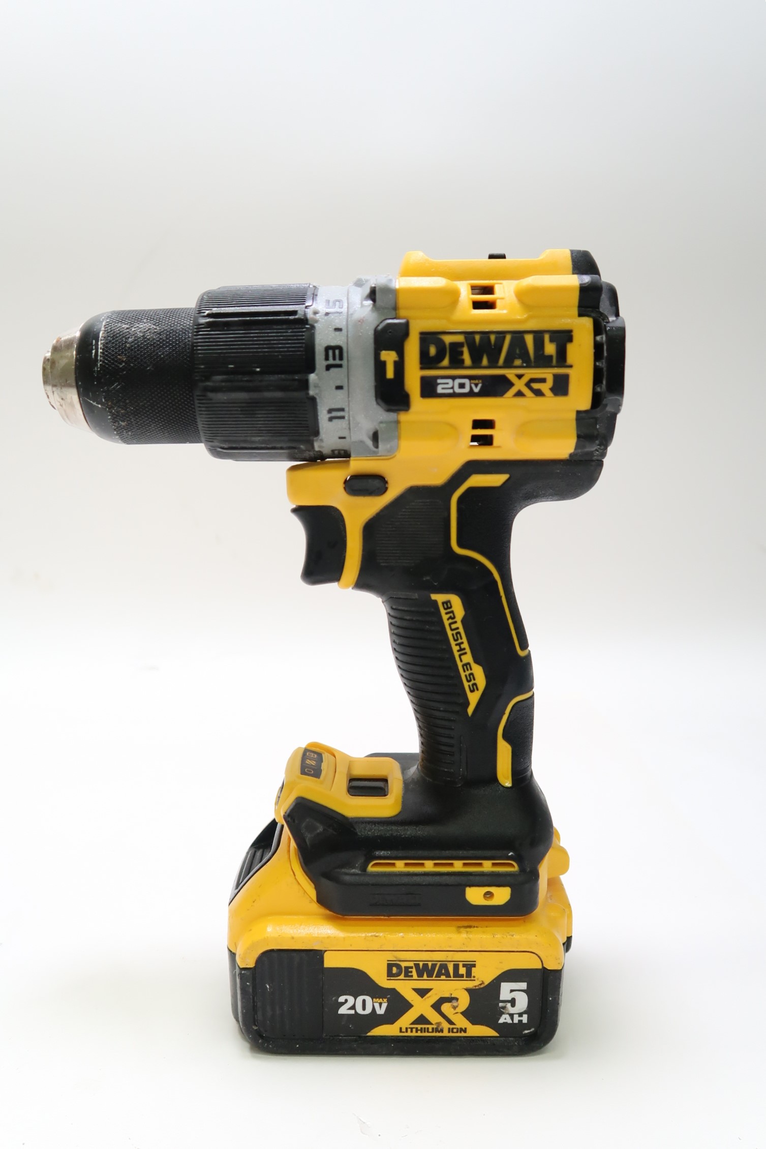 DEWALT DCD805 20 Volt Lithium Ion Compact Cordless 1 2 in. Hammer Drill