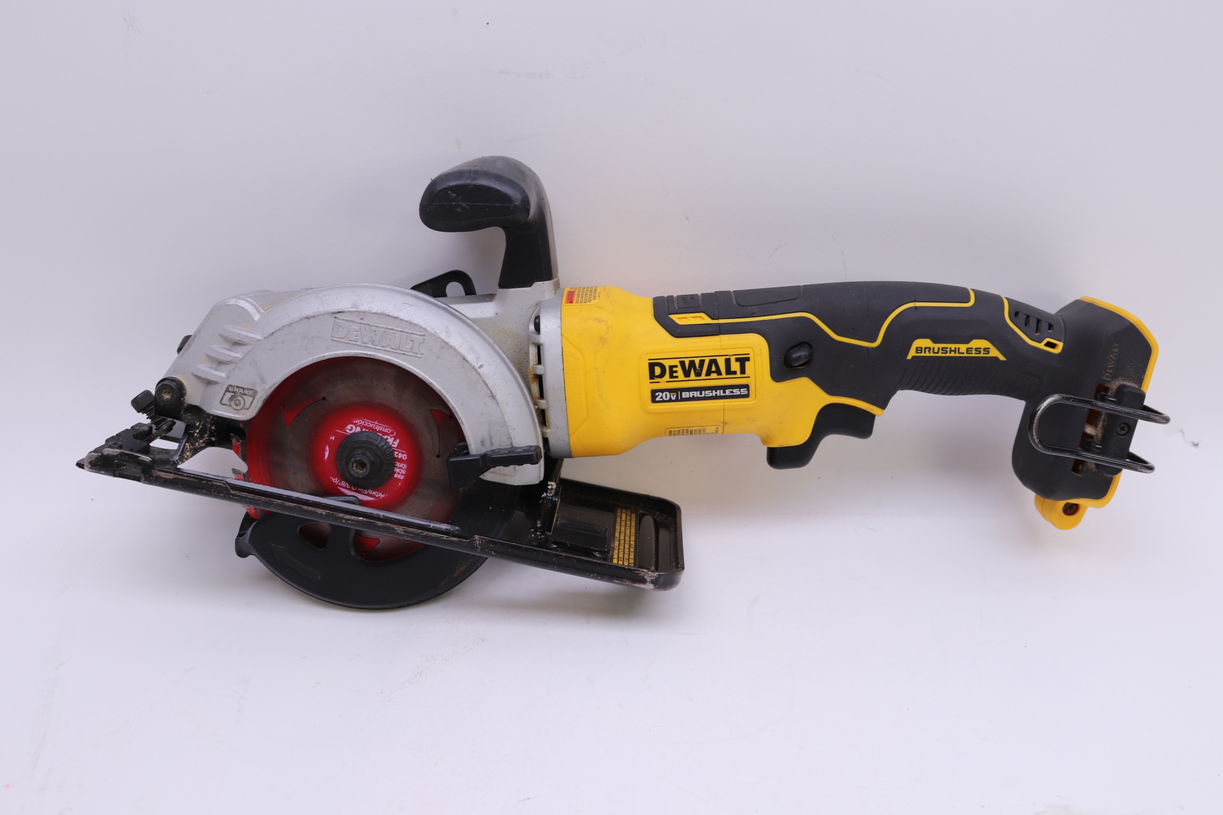 DeWalt DCS571E1 ATOMIC 20V MAX Cordless Brushless 4 1 2