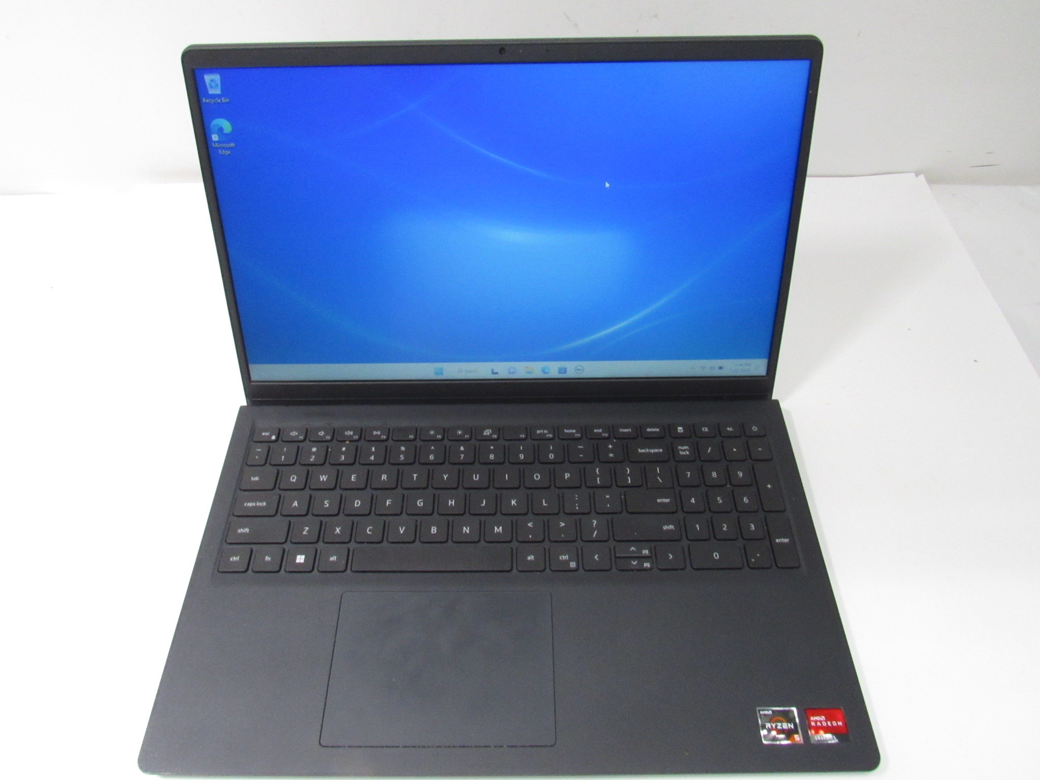 Dell Inspiron 15 3515 AMD Ryzen 5 3450U 2.10GHz 8GB RAM 256GB SSD