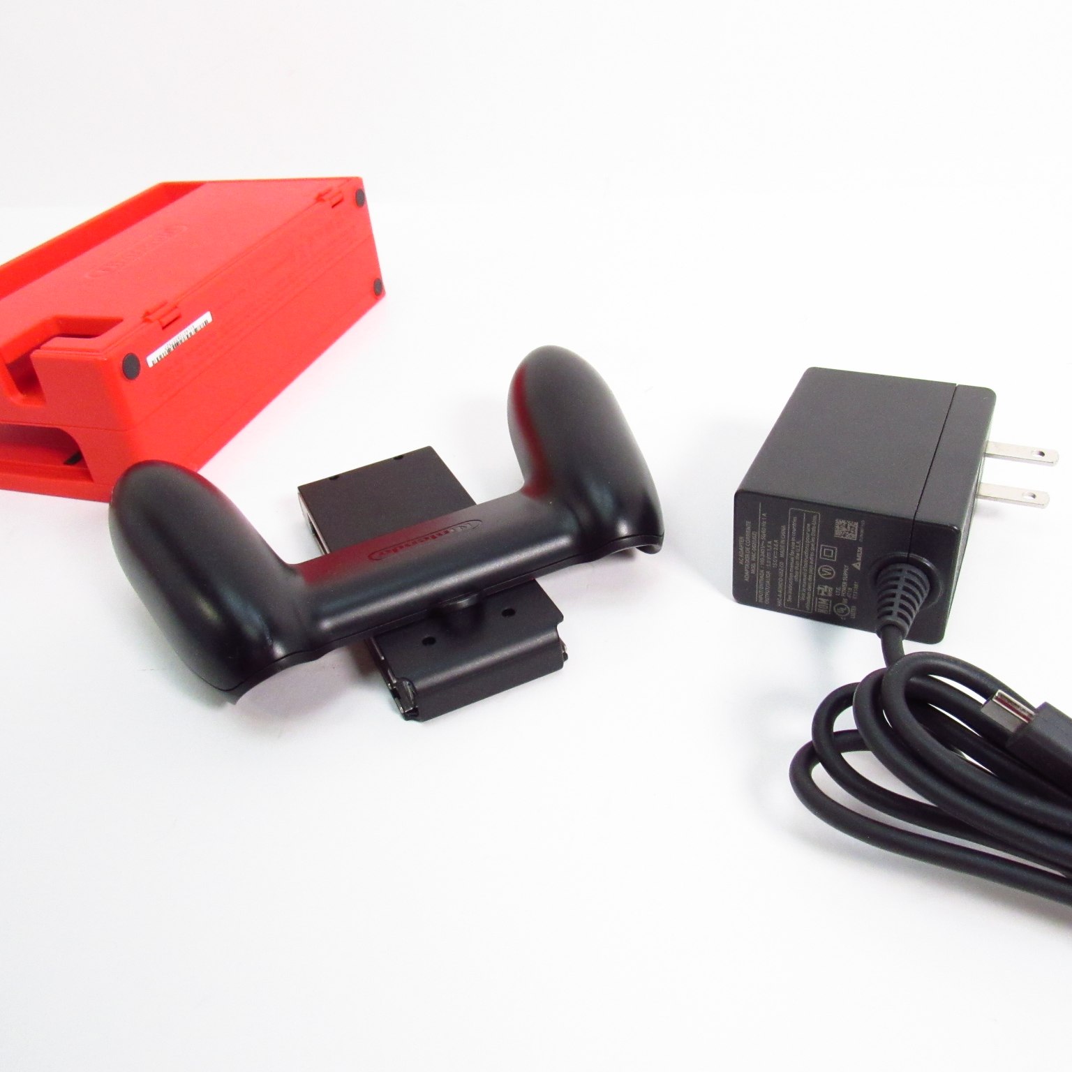 Nintendo Switch HAC-001(-01) Super Mario Bros Red Video Game