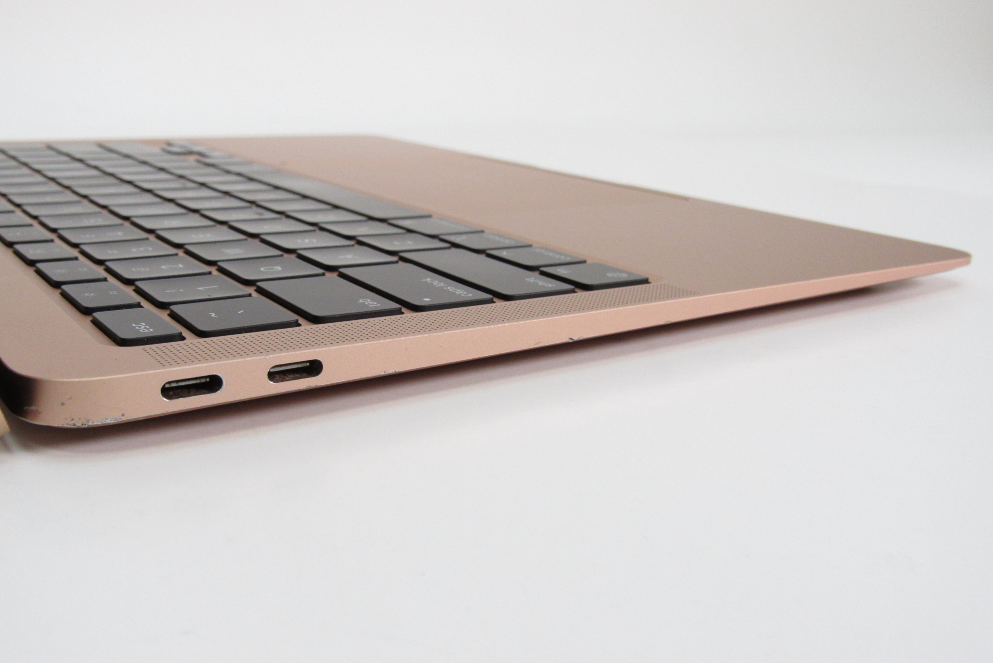 Apple MacBook Air (2020) MGND3LL/A M1 3.2GHz 8GB RAM 256GB SSD