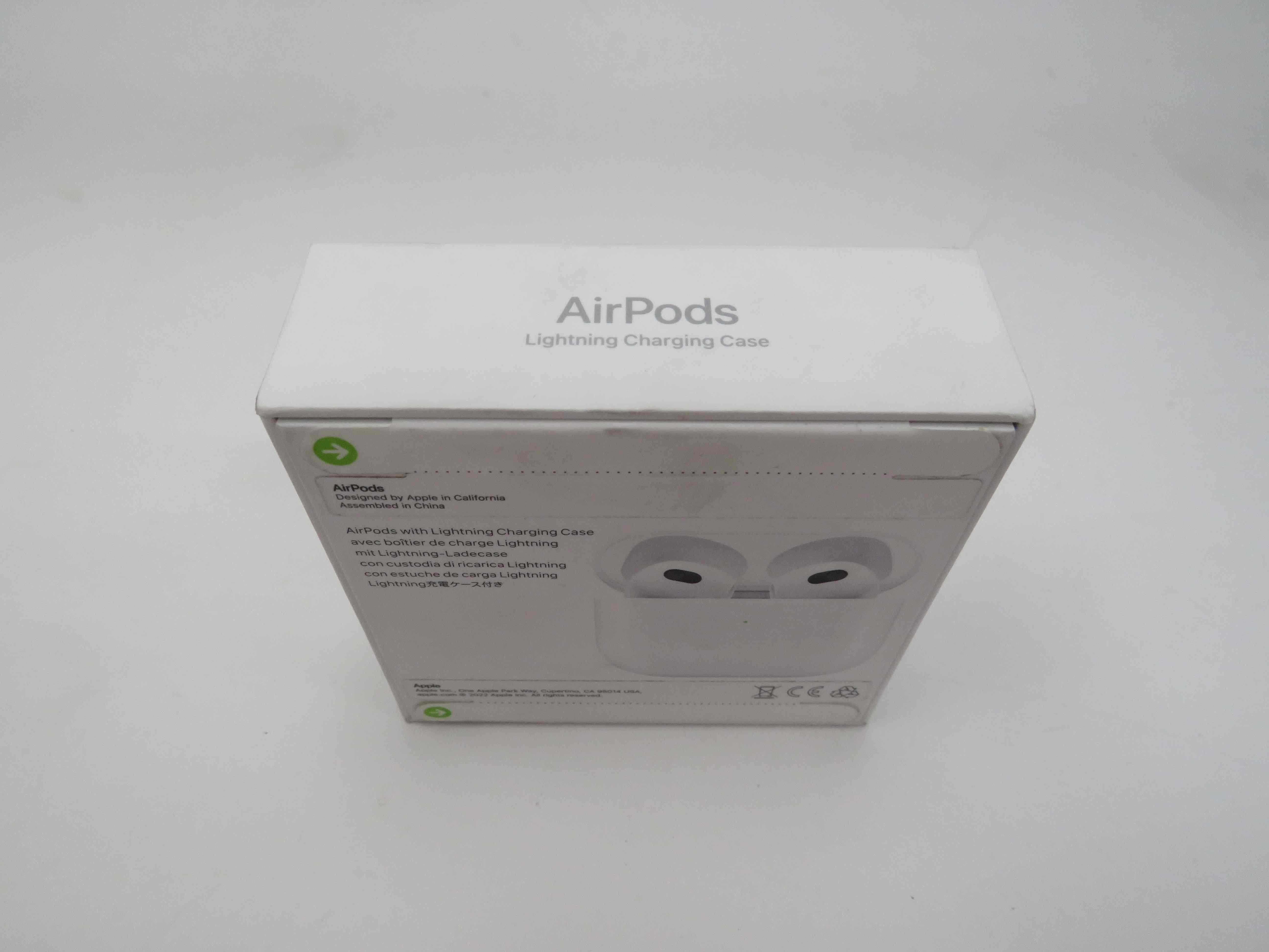 Apple AirPods 3rd Generation MPNY3AM/A Wireless Earbuds 8743