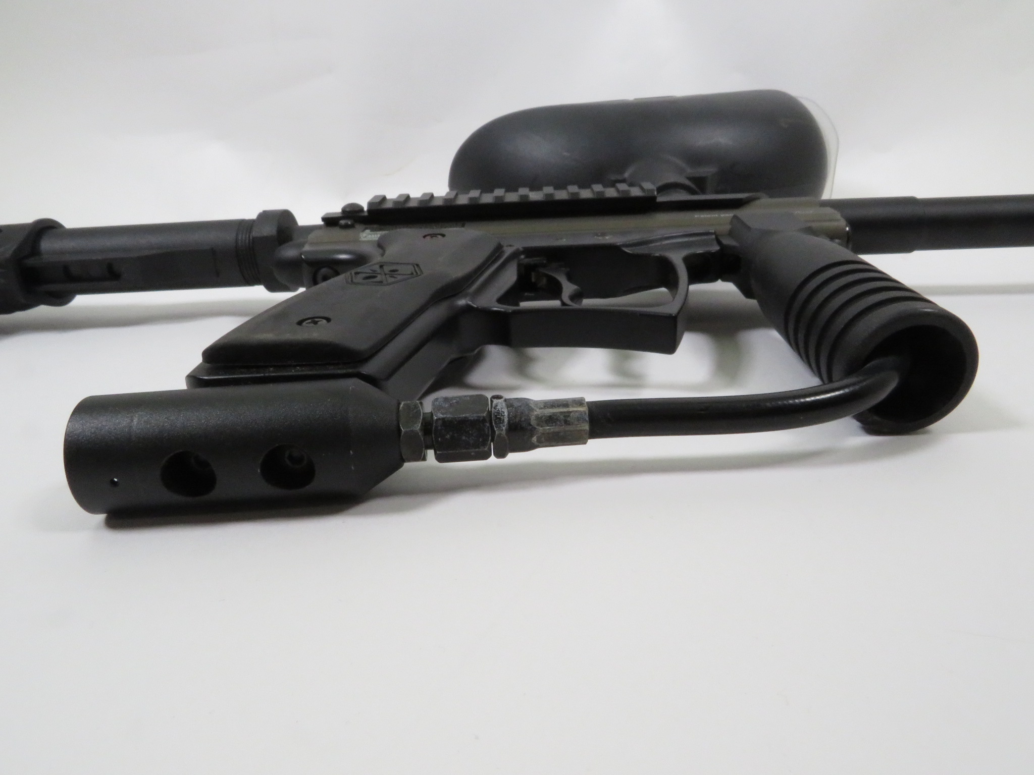 Spyder MR100 SemiAuto Paintball Gun