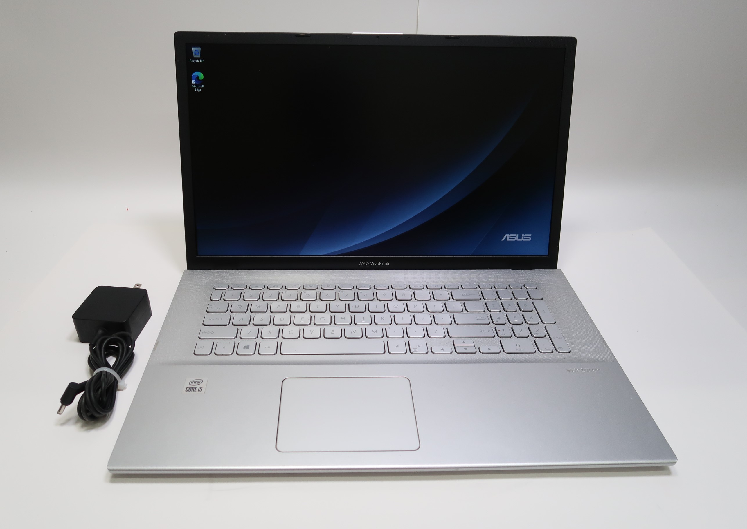 ASUS VivoBook X712JA Win 11 Core i7-1065G7 16GB