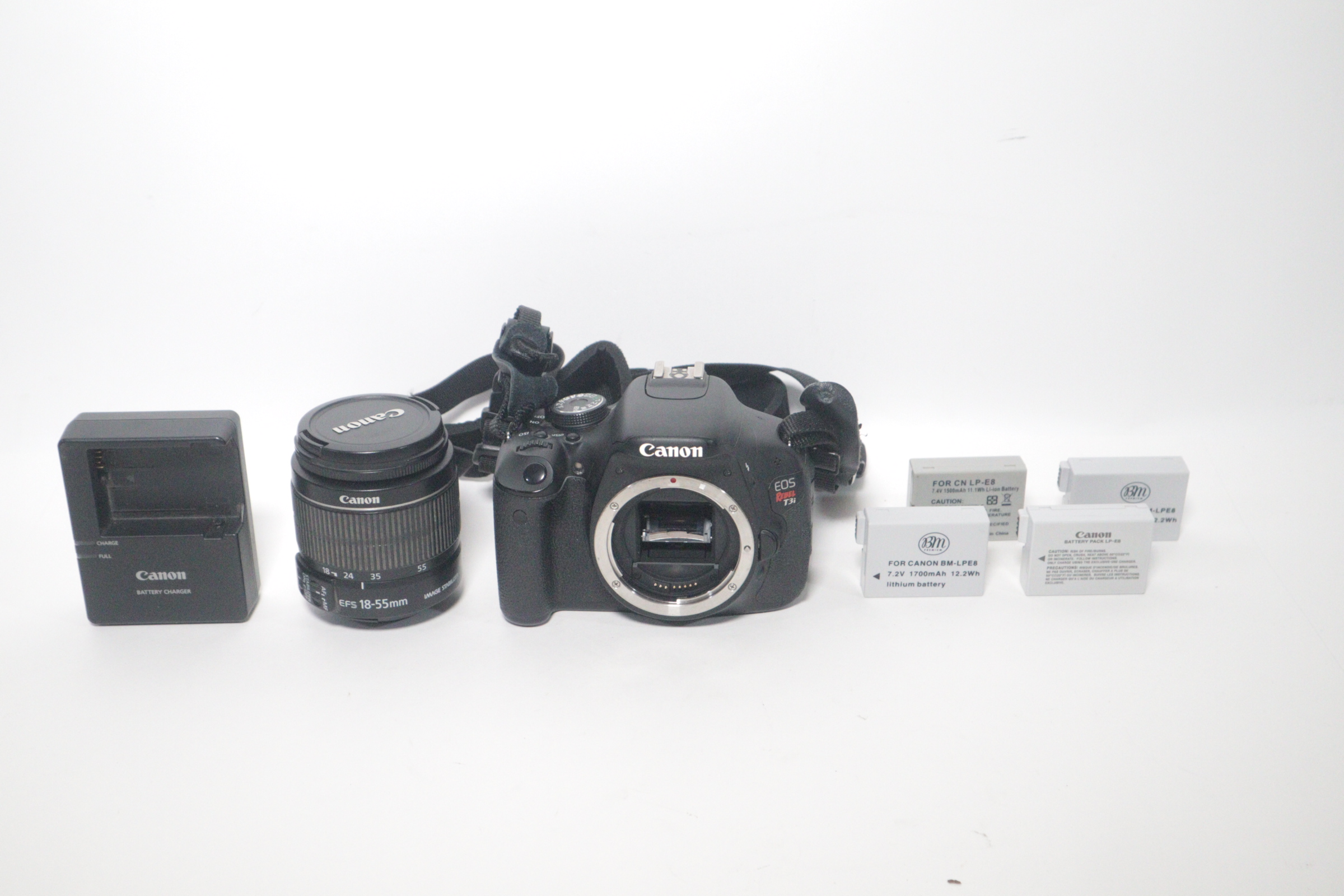 Canon EOS rebel T3i store with EF-S 18-55mm lens