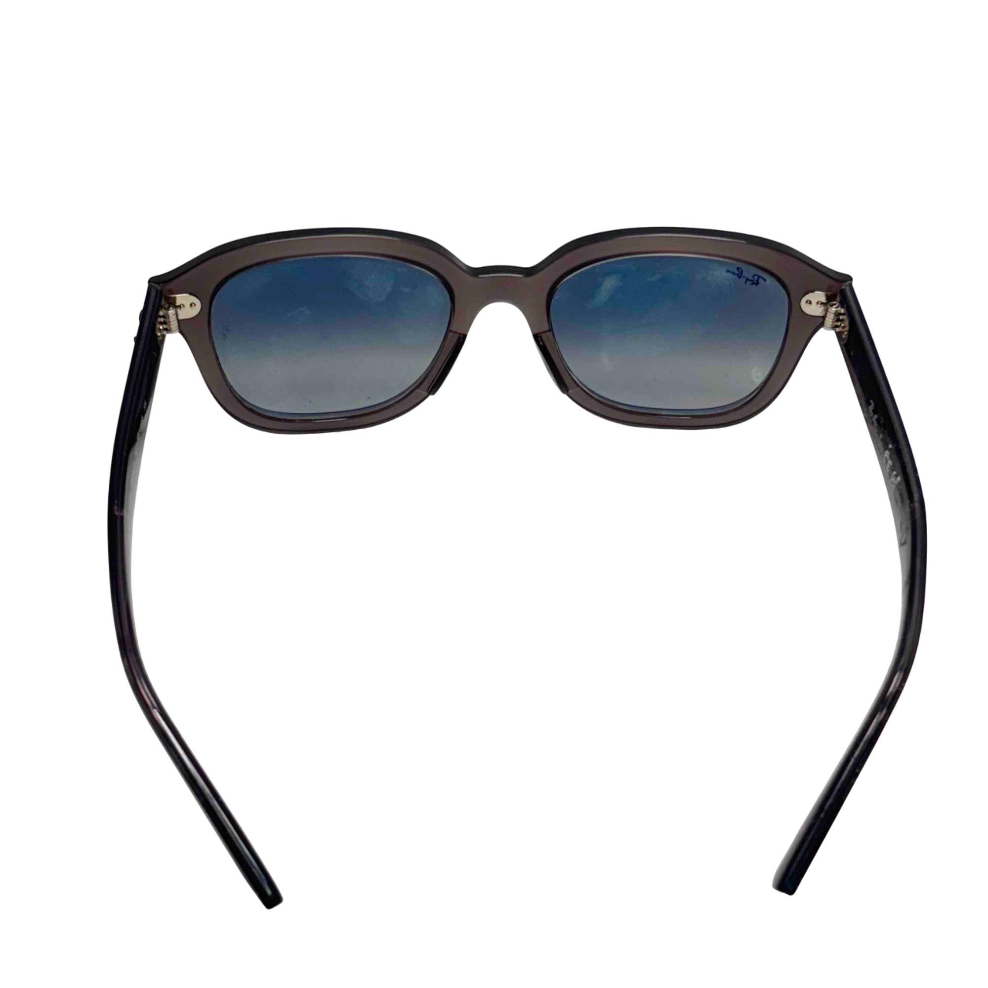Blue Tinted Woman’s Ray-Ban Sunglasses Amazon.com: Ray-Ban Unisex RB3705 Square Sunglasses, Black  main image 3