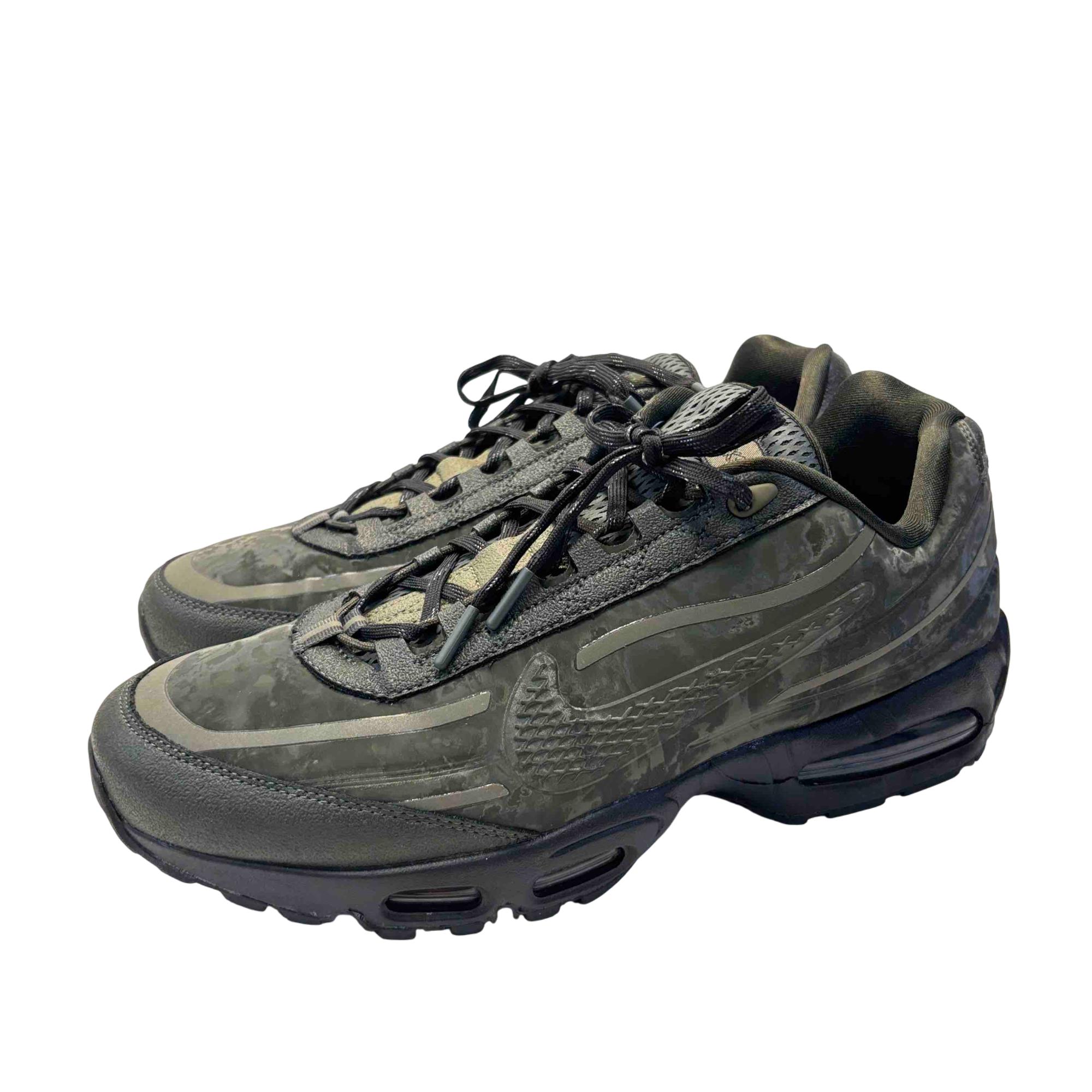 04b98cea-3f38-4e81-8f9e-