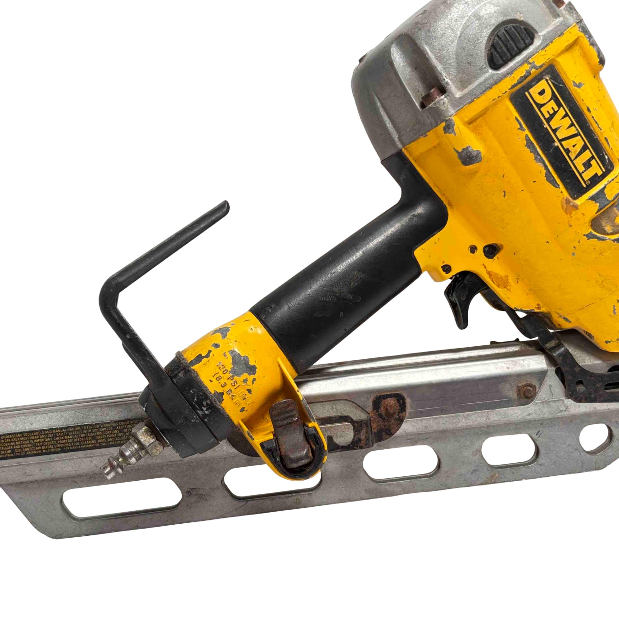 DeWalt D51823 2