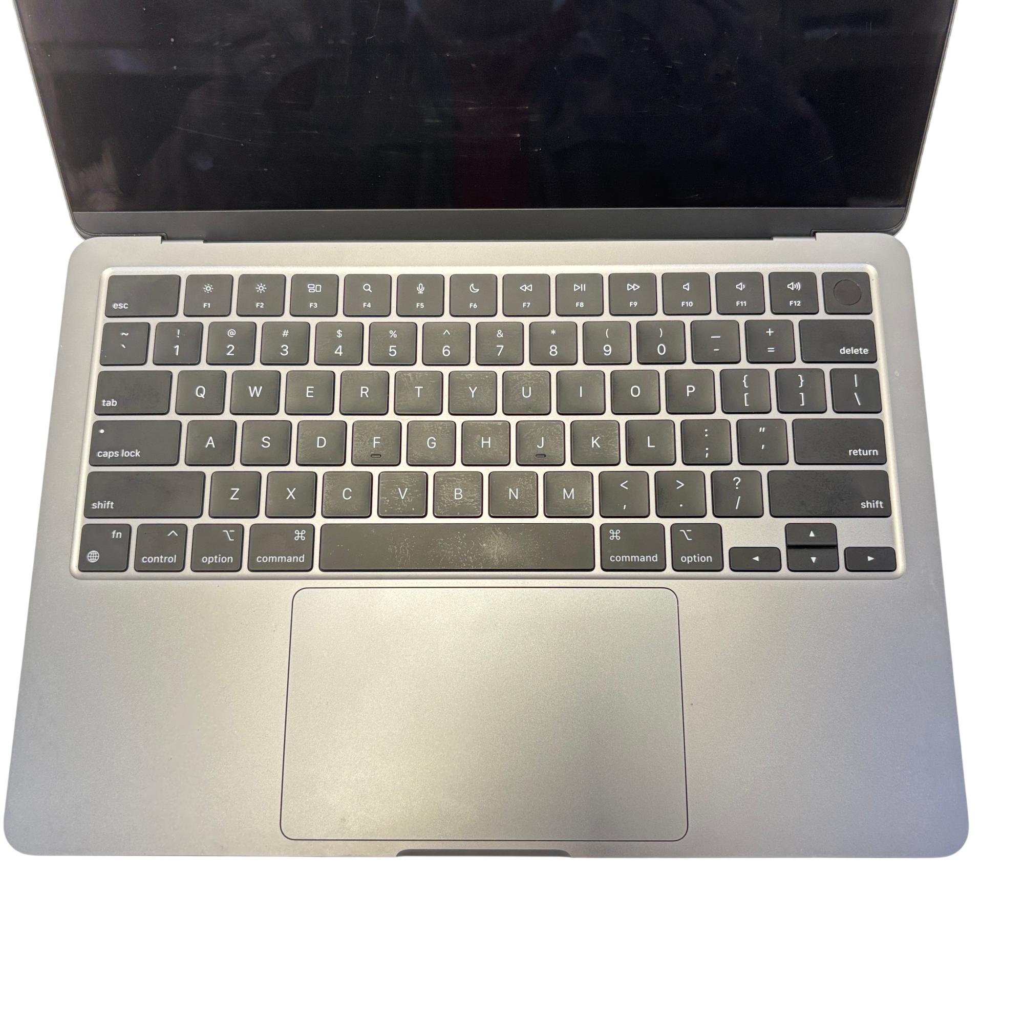 Apple MacBook Air (2022) MLY33LL/A M2 3.49Ghz 16GB RAM 256GB SSD 13.6