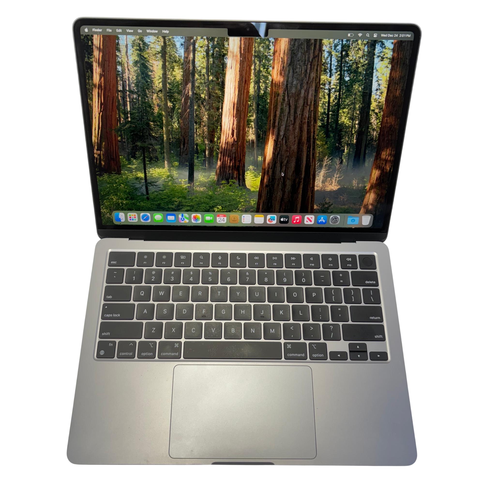 Apple MacBook Air (2022) MLY33LL/A M2 3.49Ghz 16GB RAM 256GB SSD 13.6