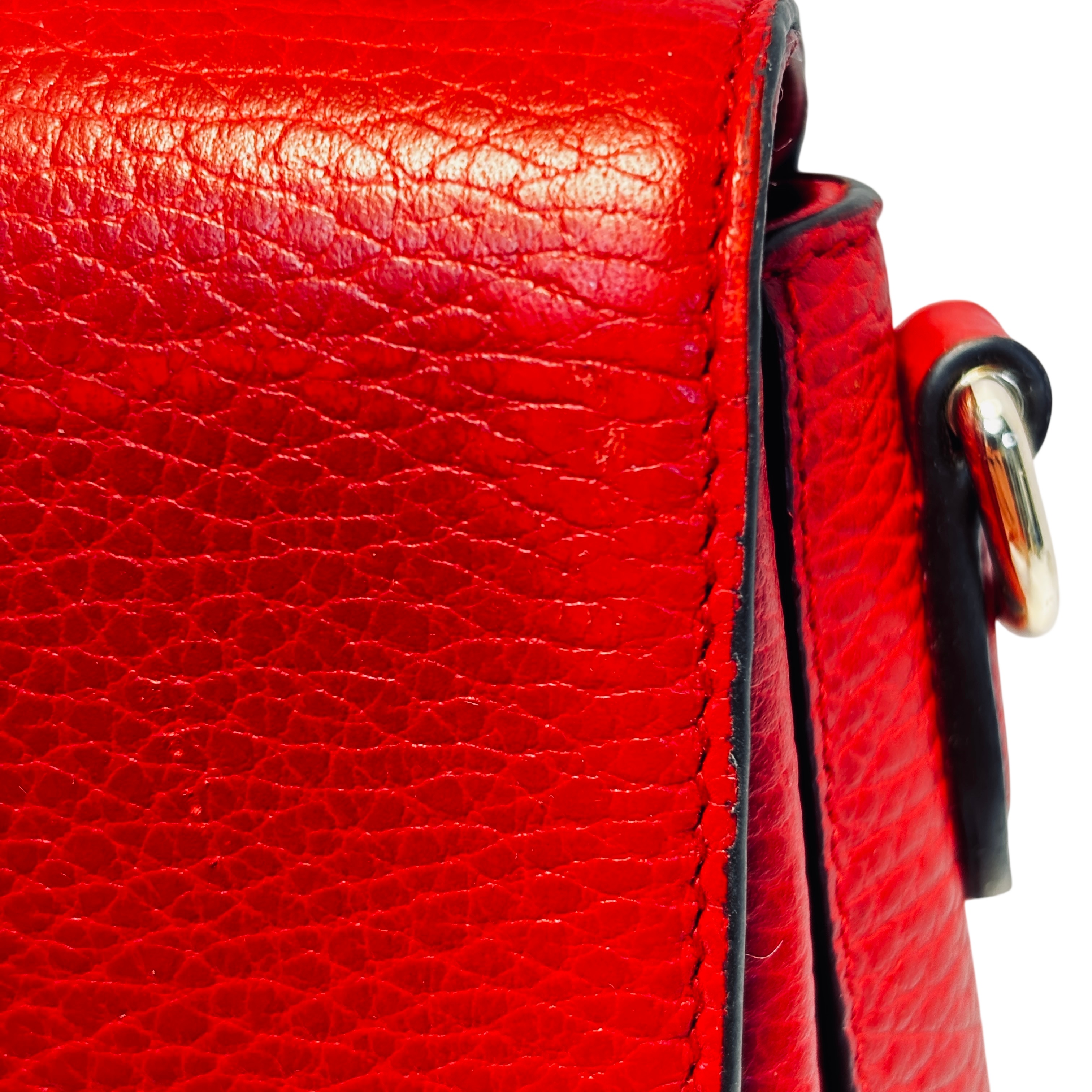 JI92美品✨　GUCCI フローガル柄 クッション 丸型 レッド チェック JI92美品✨ GUCCI フローガル柄 クッション 丸型 レッド チェック JI92